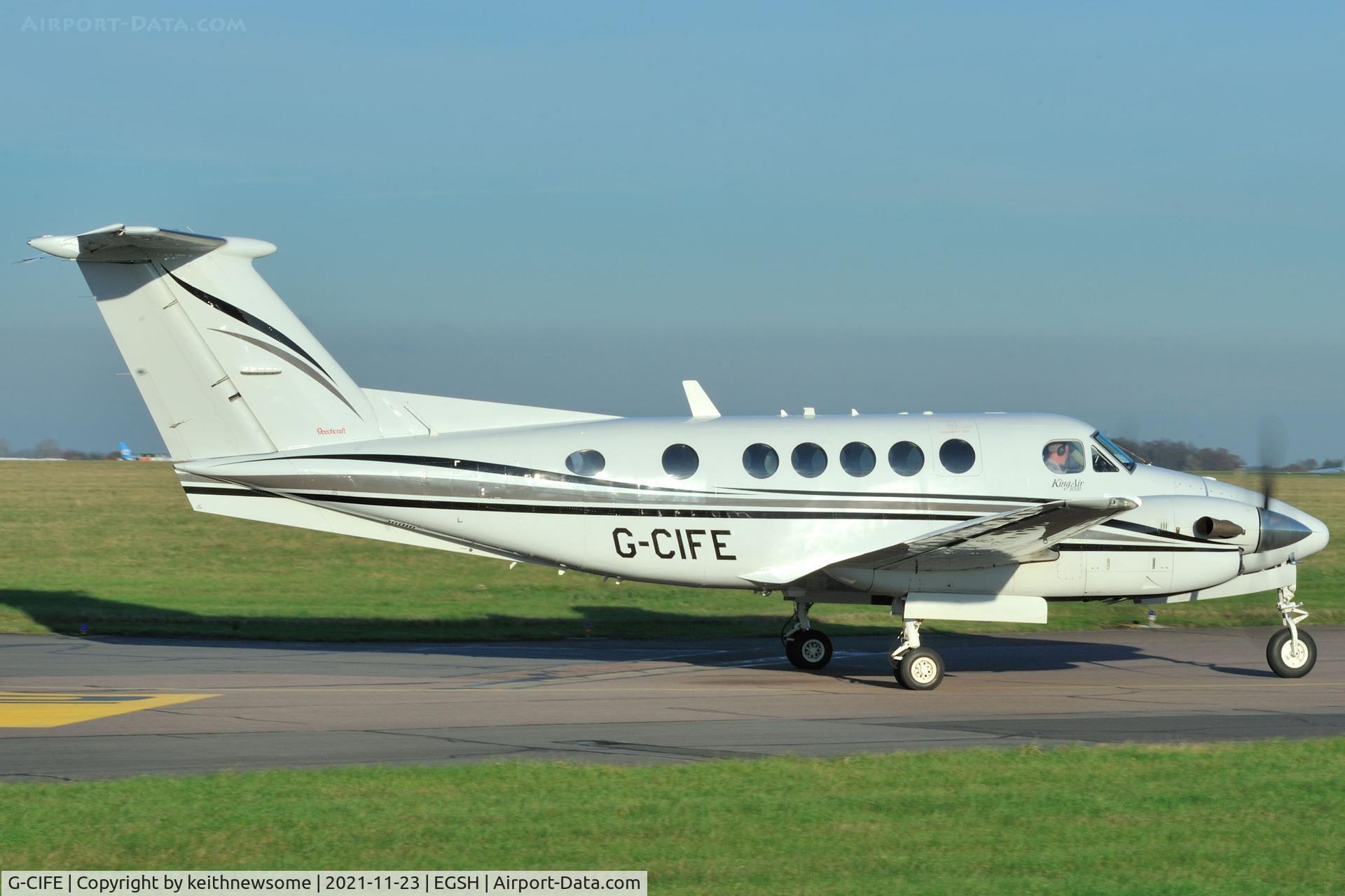 G-CIFE, 2003 Raytheon B200 King Air C/N BB-1829, Leaving Norwich.