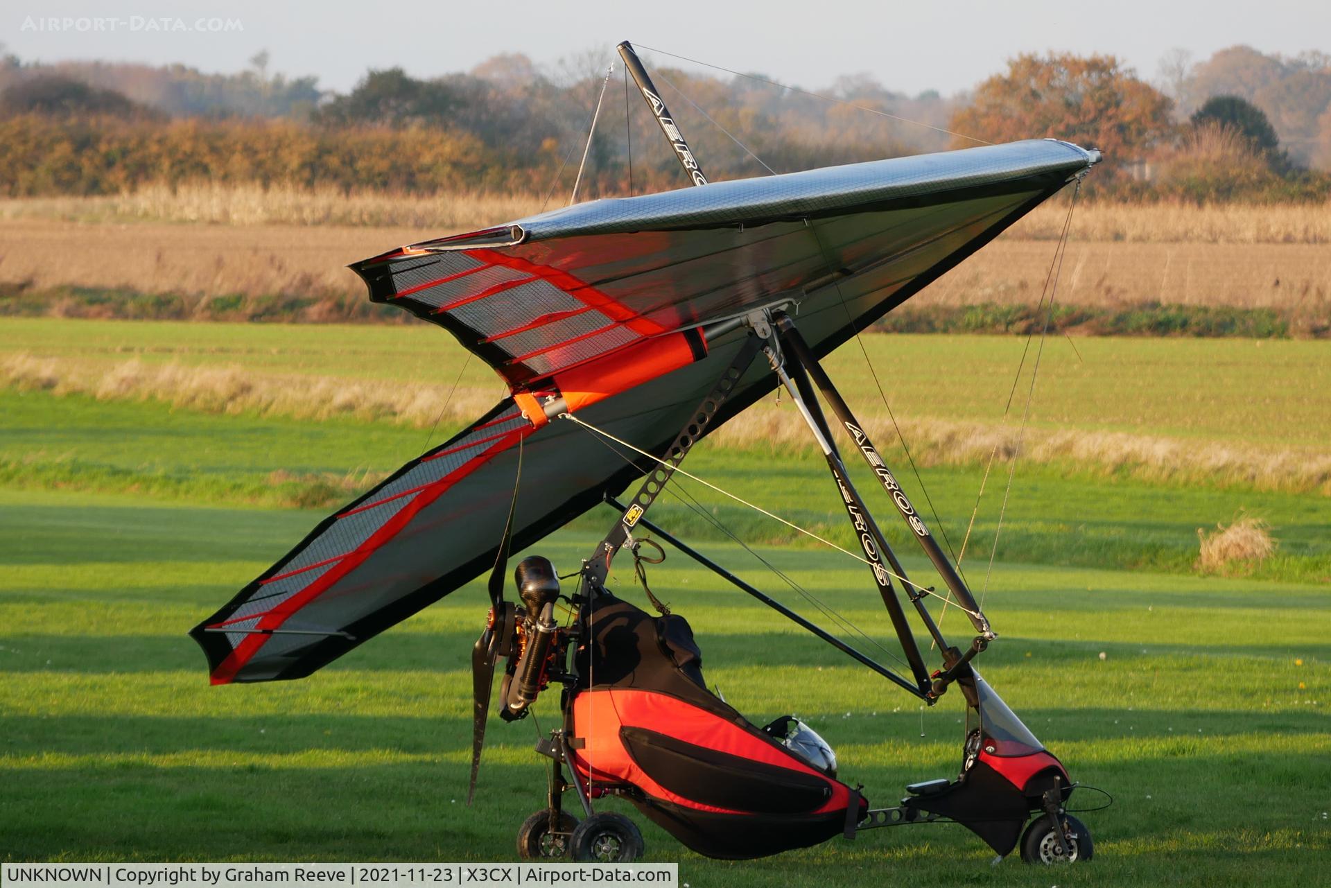 UNKNOWN, unknown unkown C/N 000000, Aeros wing on Dragonfly ultralight parked at Cromer.