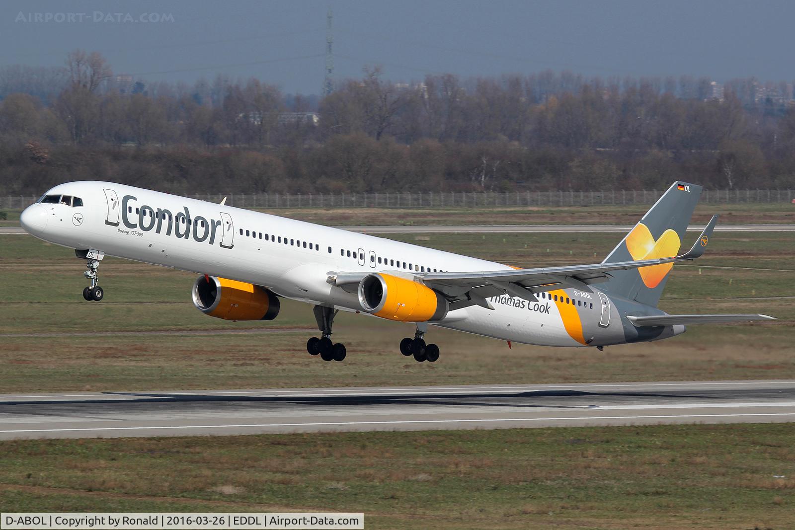 D-ABOL, 2000 Boeing 757-330 C/N 29021, at dus