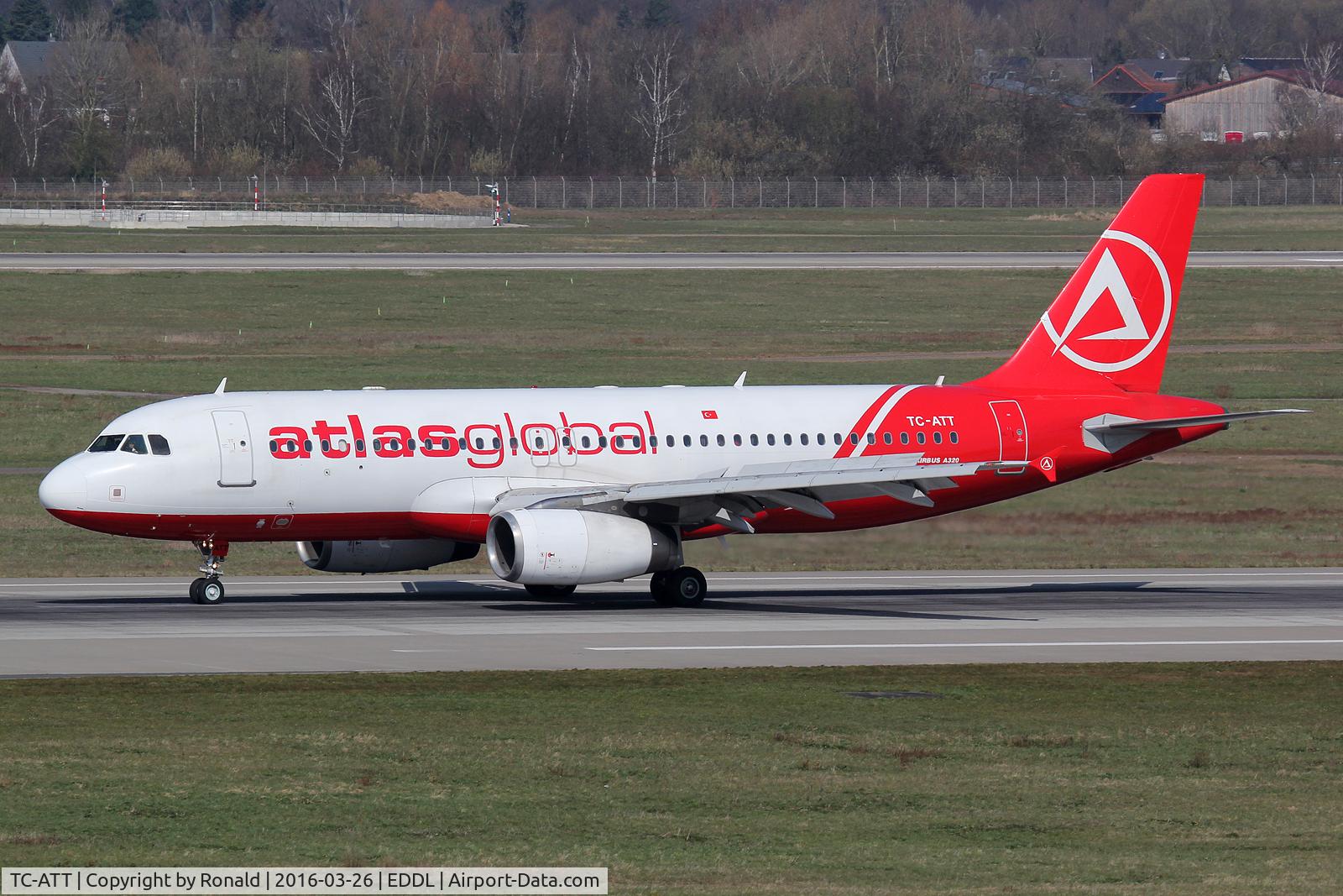 TC-ATT, 2002 Airbus A320-233 C/N 1624, at dus