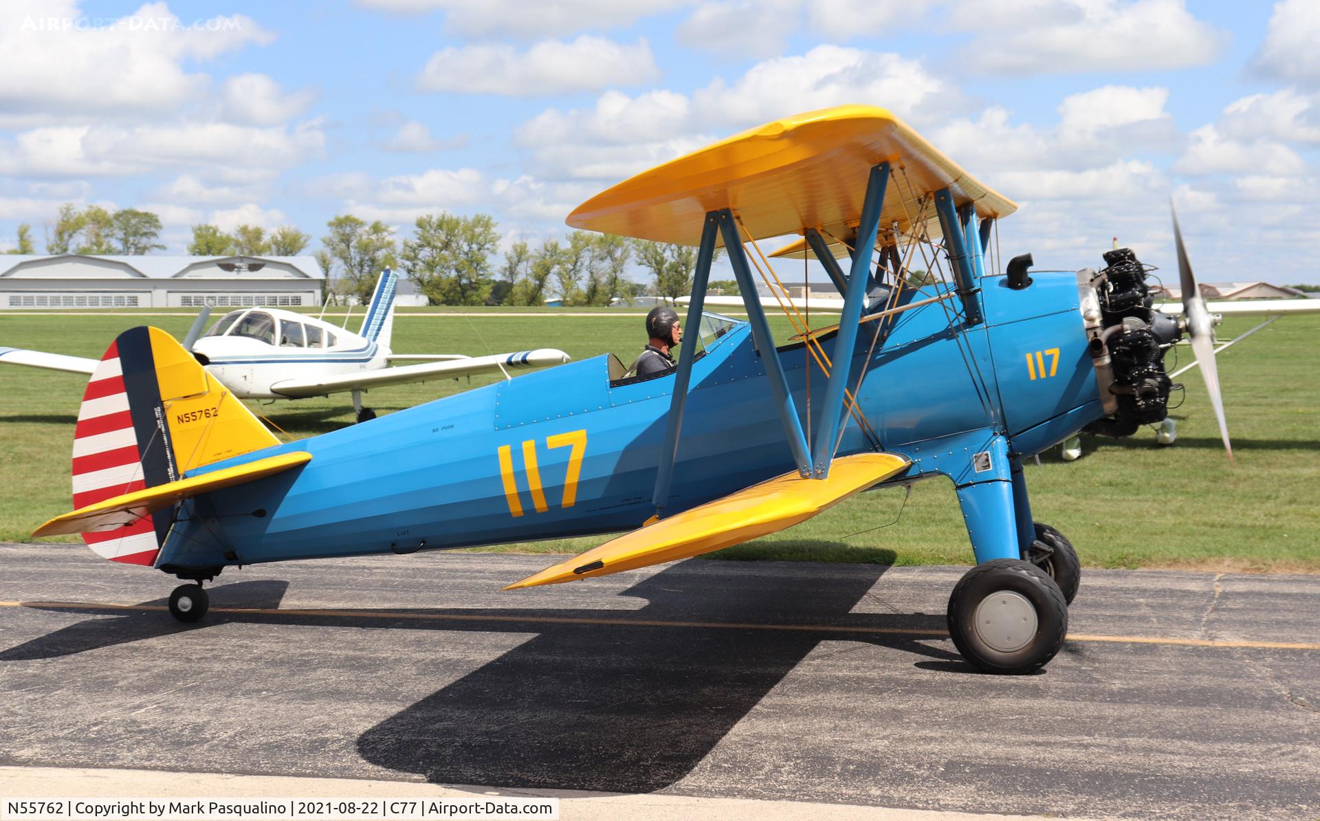 N55762, 1941 Boeing A75N1(PT17) C/N 75-1801, Stearman