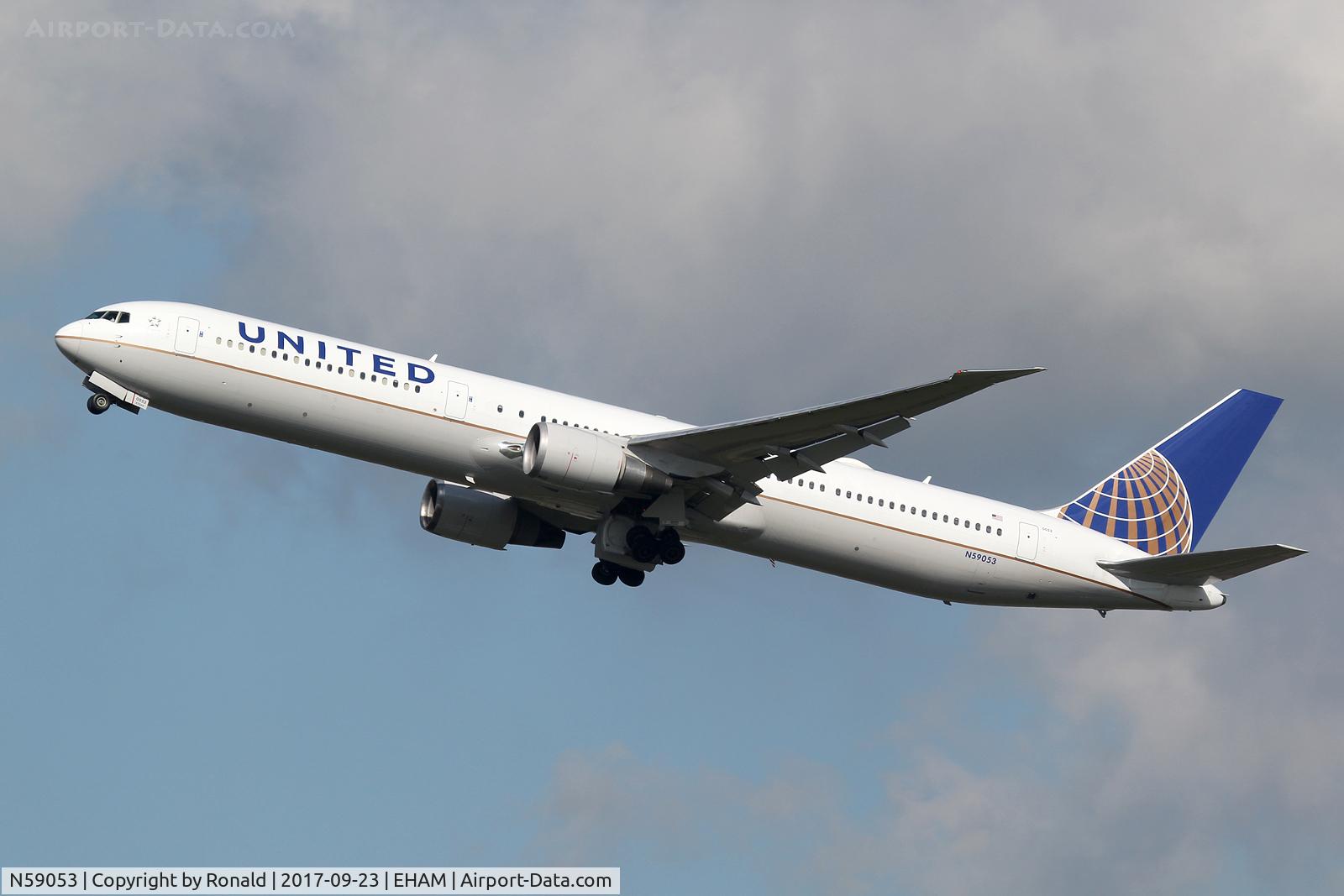N59053, 2000 Boeing 767-424/ER C/N 29448, at spl