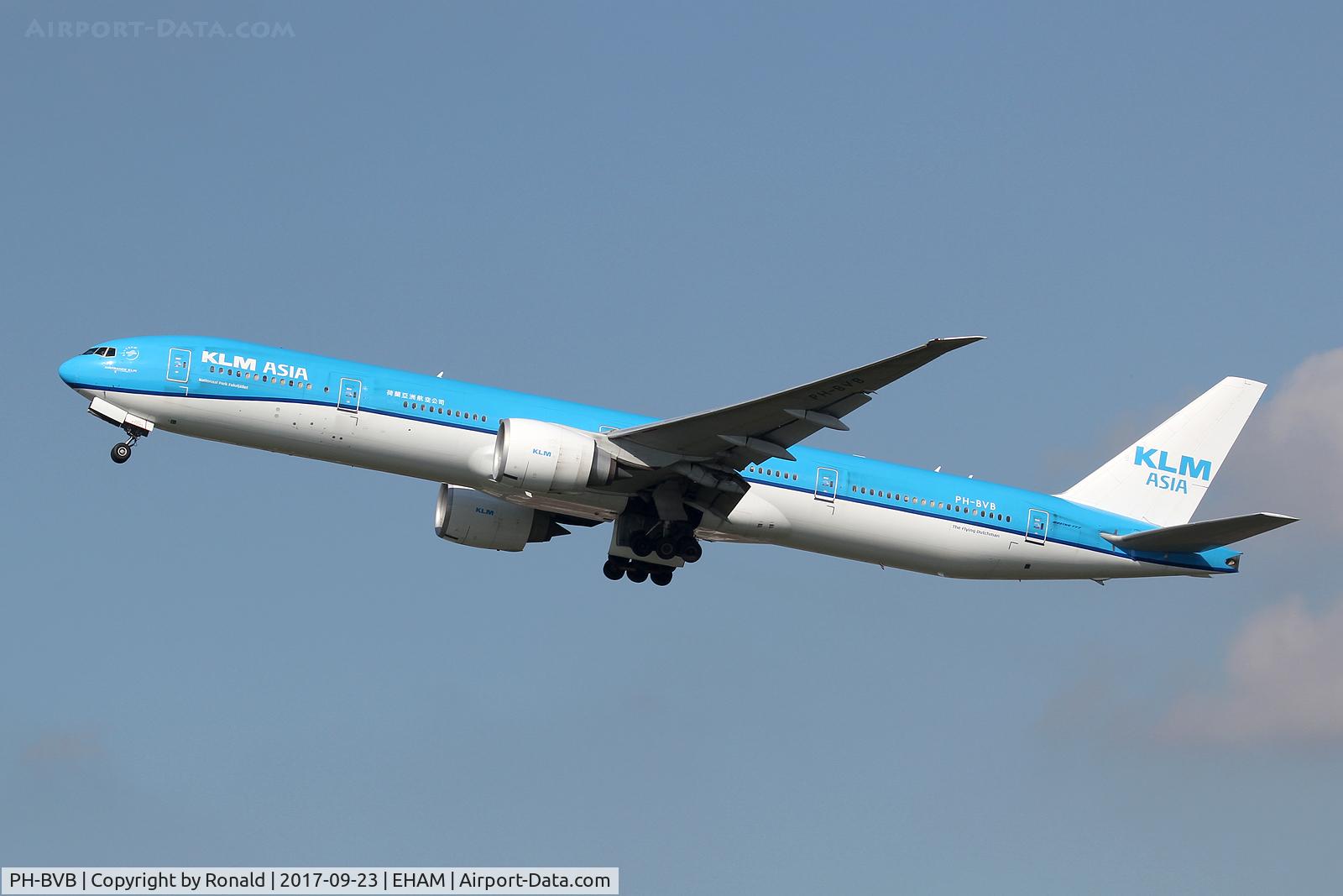 PH-BVB, 2008 Boeing 777-306/ER C/N 36145, at spl