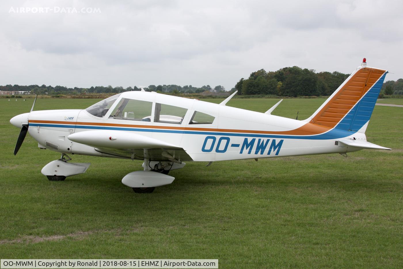 OO-MWM, 1971 Piper PA-28-180 Cherokee E C/N 28-5777, at ehmz
