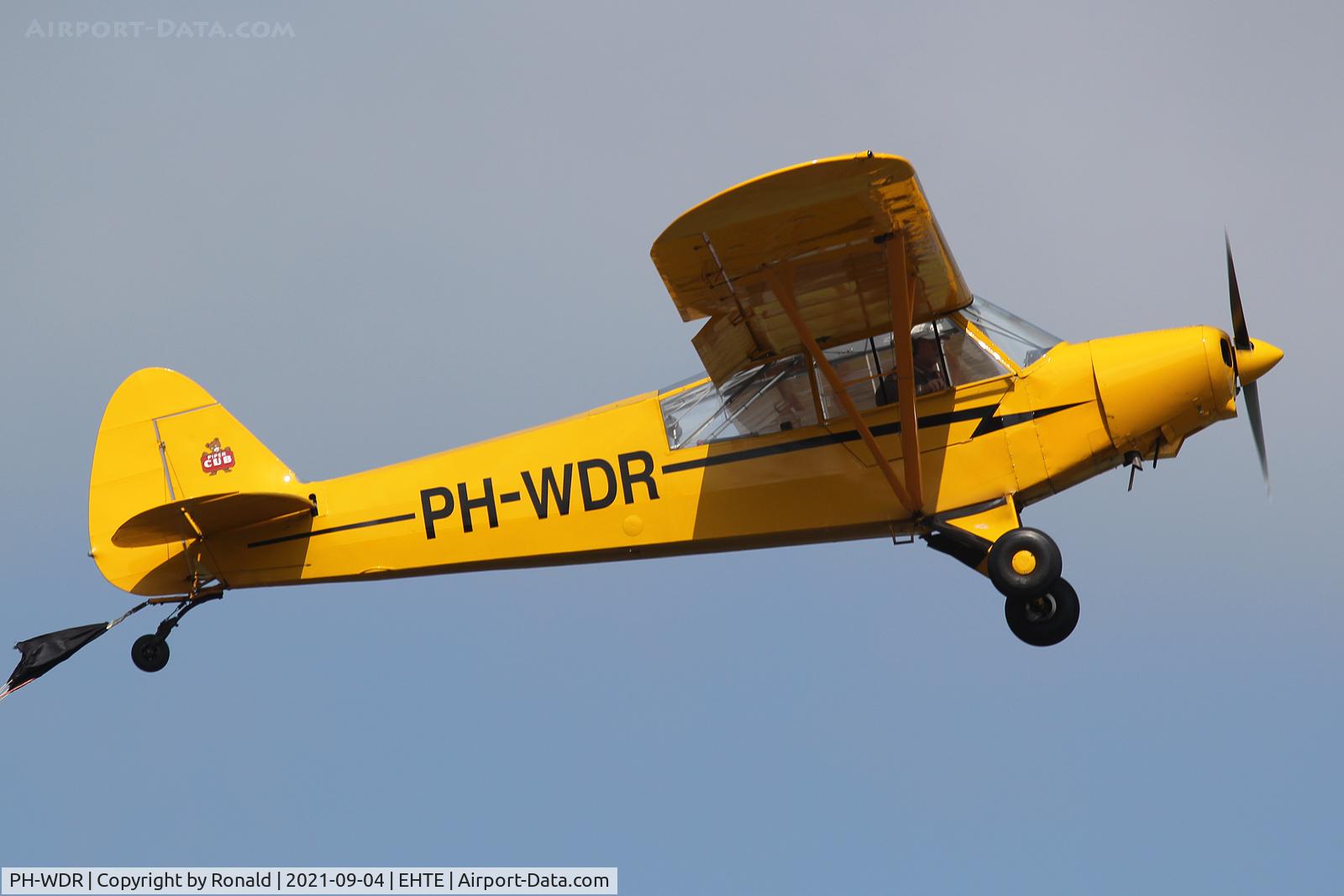 PH-WDR, 1954 Piper L-21B Super Cub (PA-18-135) C/N 18-3852, at teuge