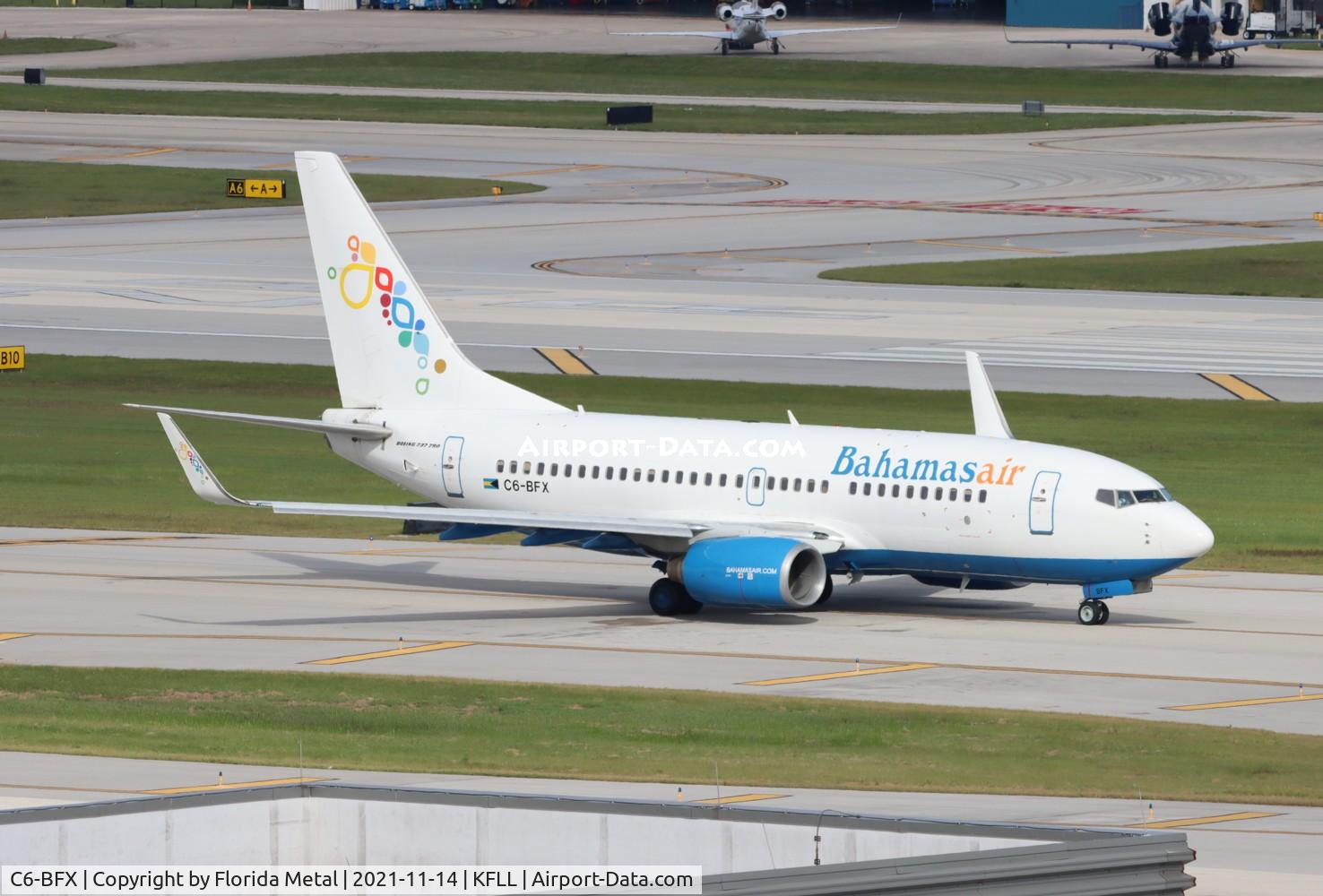 C6-BFX, 2003 Boeing 737-790 C/N 30662, Bahamas Air