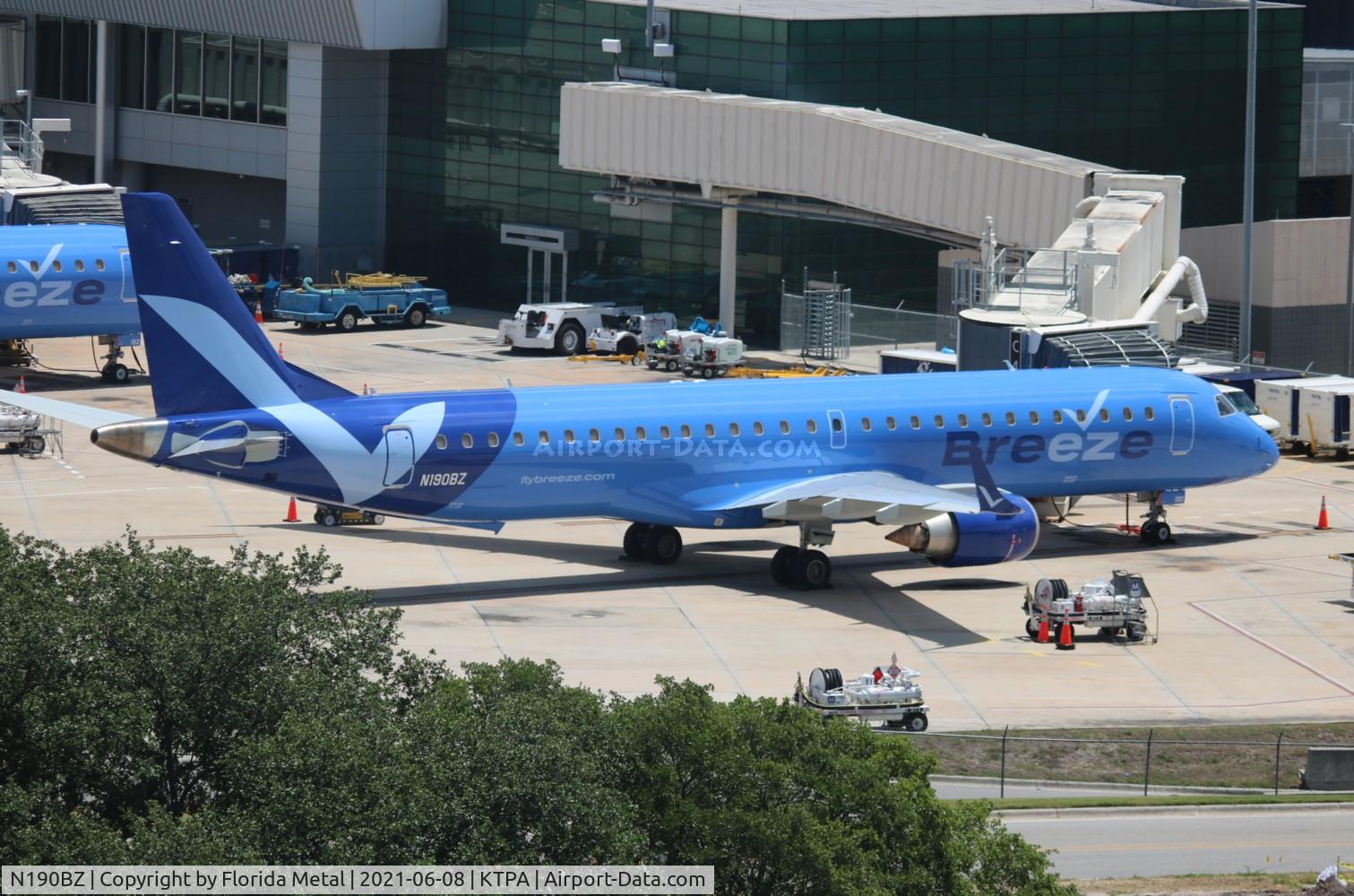 N190BZ, 2014 Embraer 195LR (ERJ-190-200LR) C/N 19000660, Breeze Airways