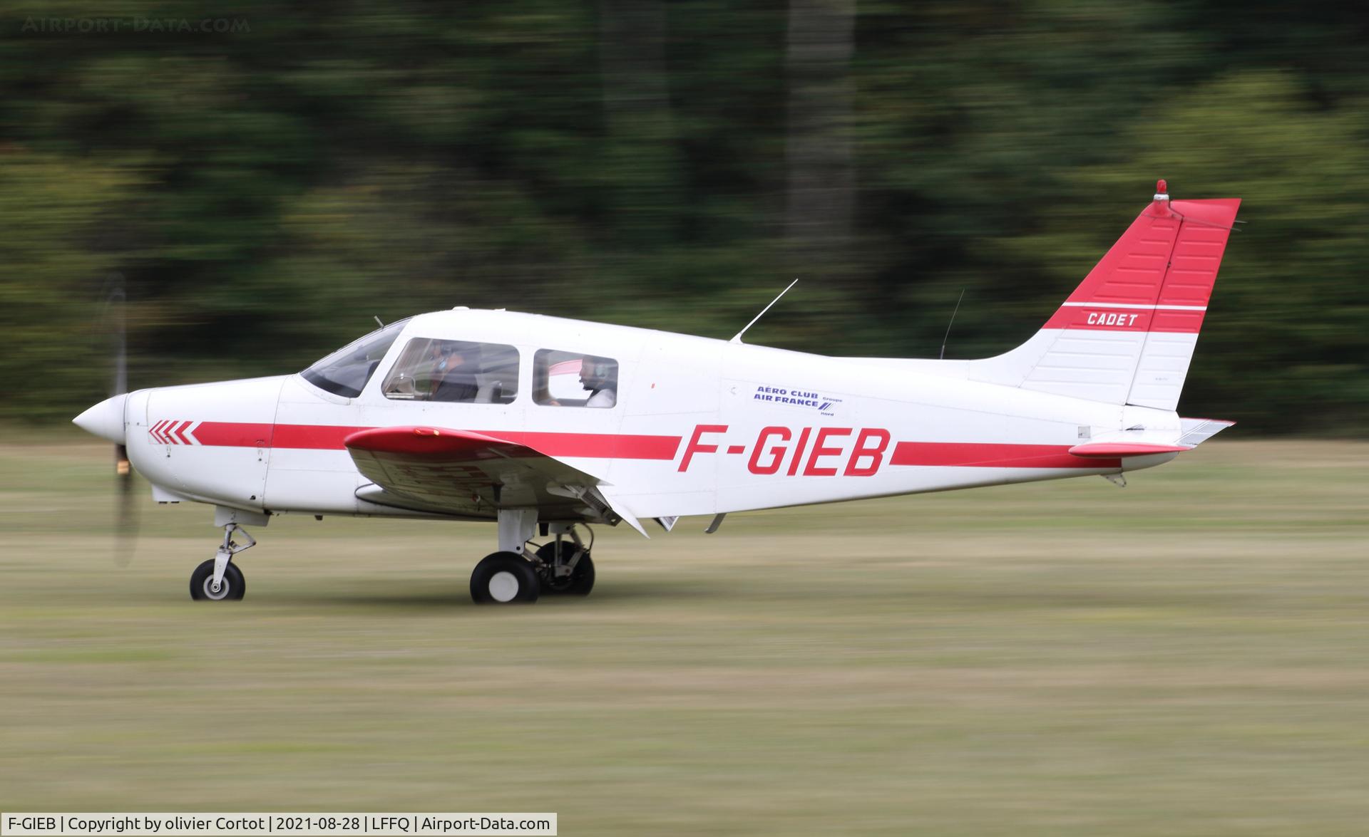 F-GIEB, Piper PA-28-161 Warrior II C/N 2841107, 2021 airshow