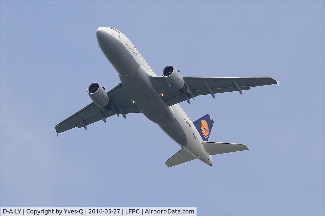 D-AILY, 1998 Airbus A319-114 C/N 875, Airbus A319-114, Climbing from rwy 27L, Roissy Charles De Gaulle airport (LFPG-CDG)