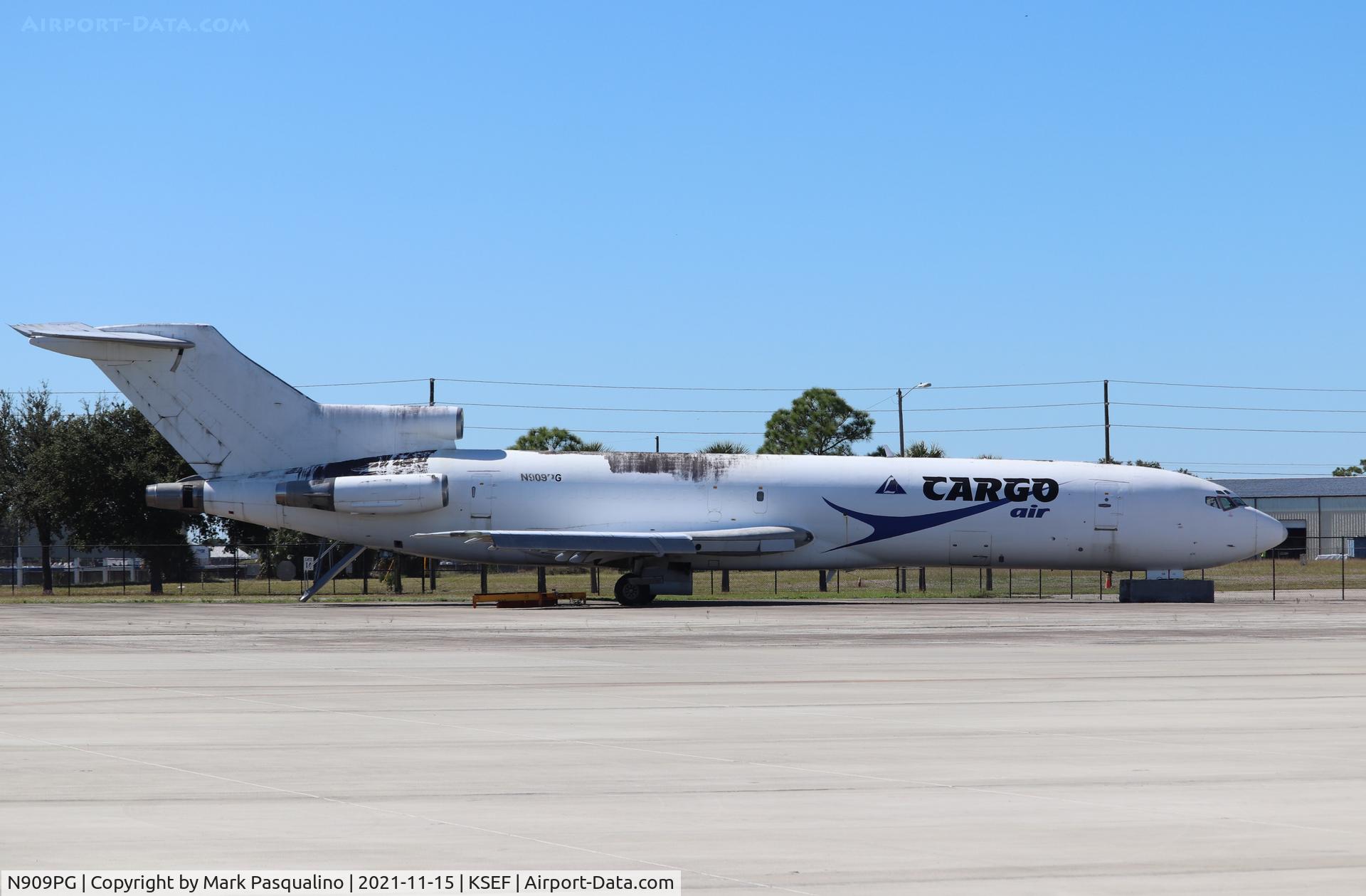 N909PG, 1979 Boeing 727-2K5 C/N 21852, Boeing 727-2K5