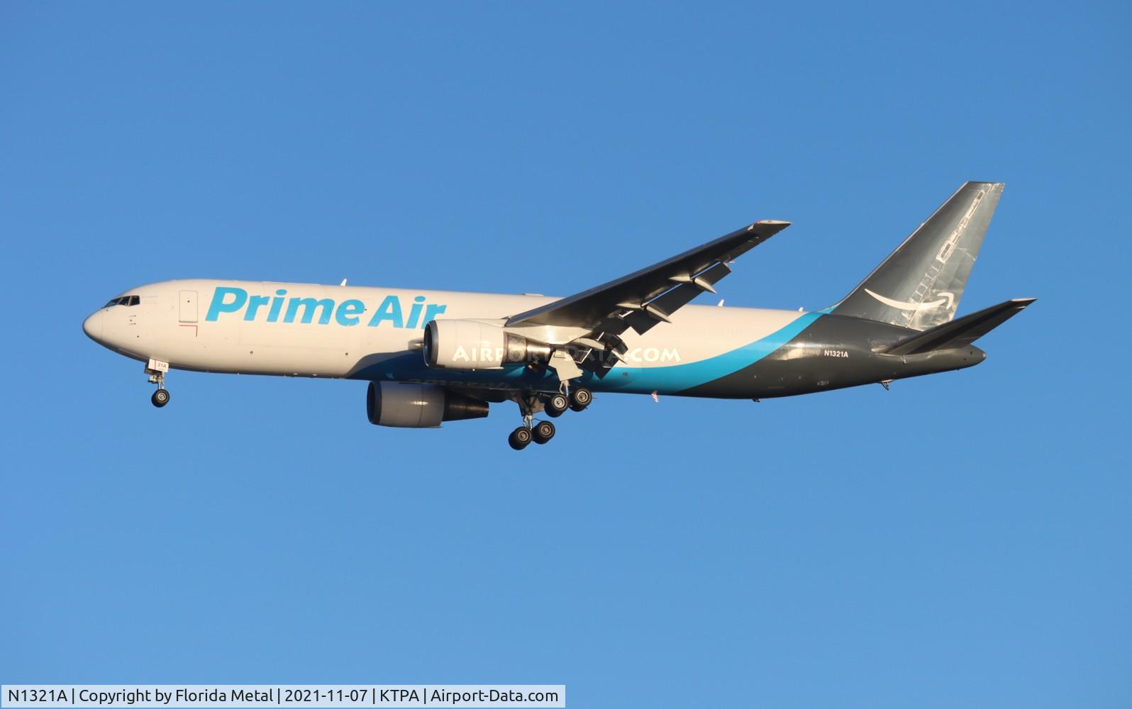 N1321A, 1995 Boeing 767-306/ER C/N 27957, Amazon