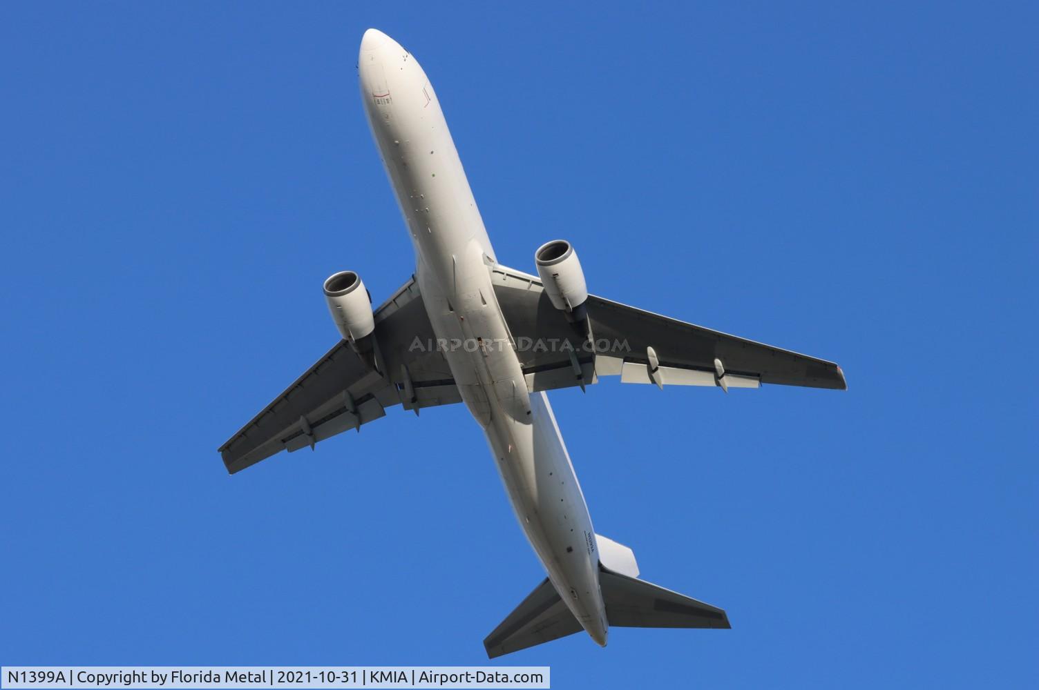 N1399A, 1996 Boeing 767-306/ER C/N 27959, Amazon