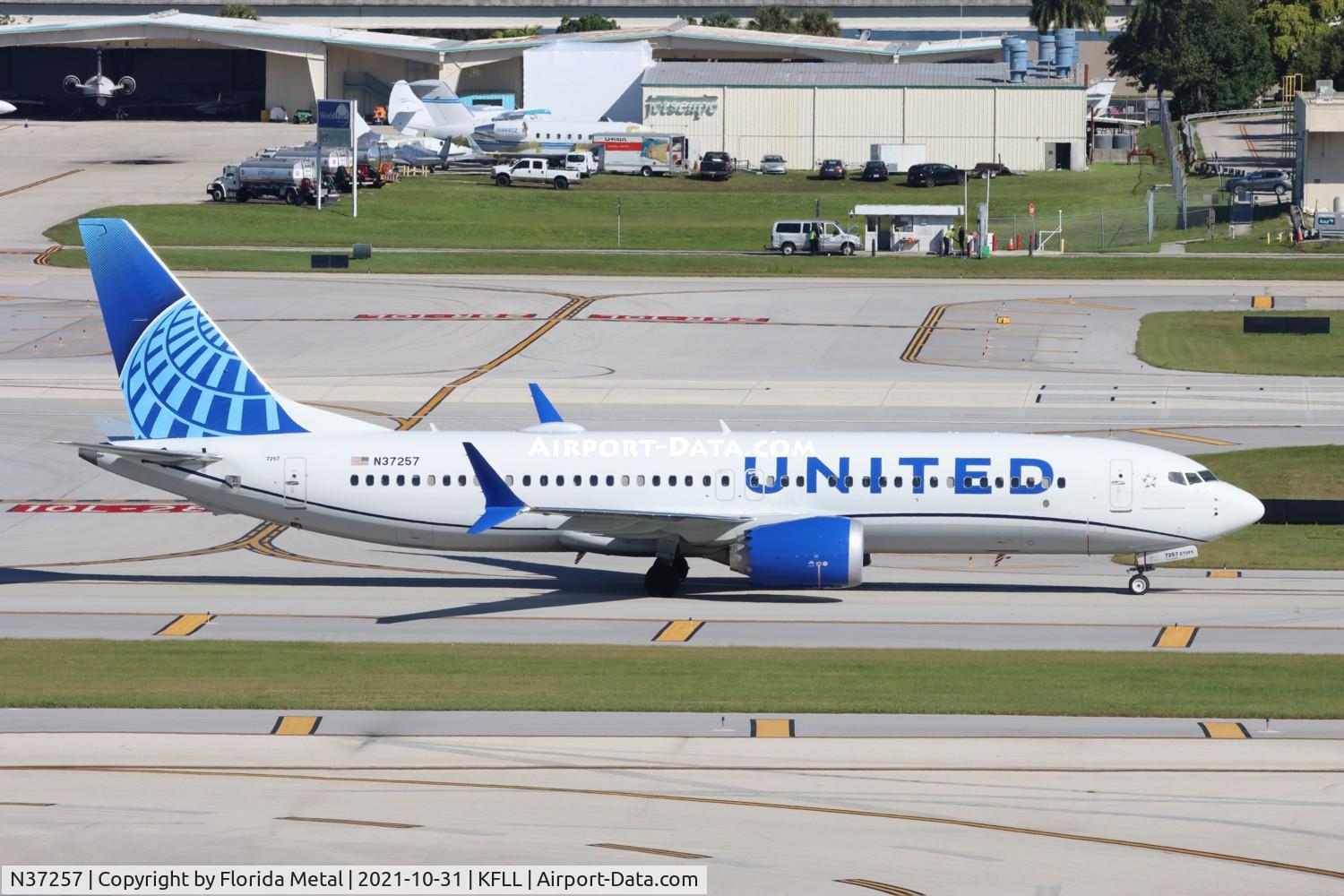 N37257, 2021 Boeing 737-8 MAX C/N 43442, United 737 MAX 8