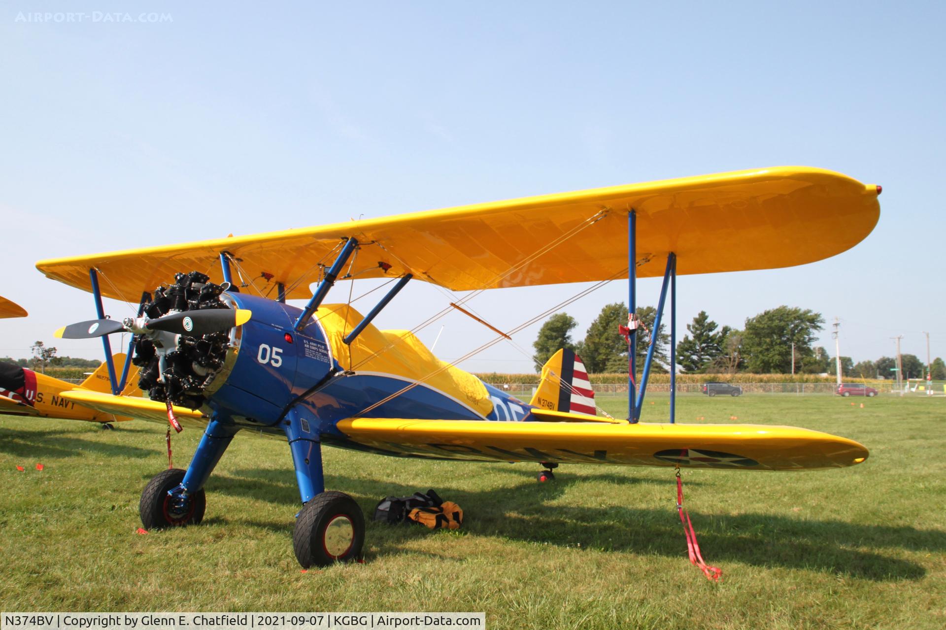N374BV, Boeing D75N1 C/N 75-3801, At the Stearman Fly In