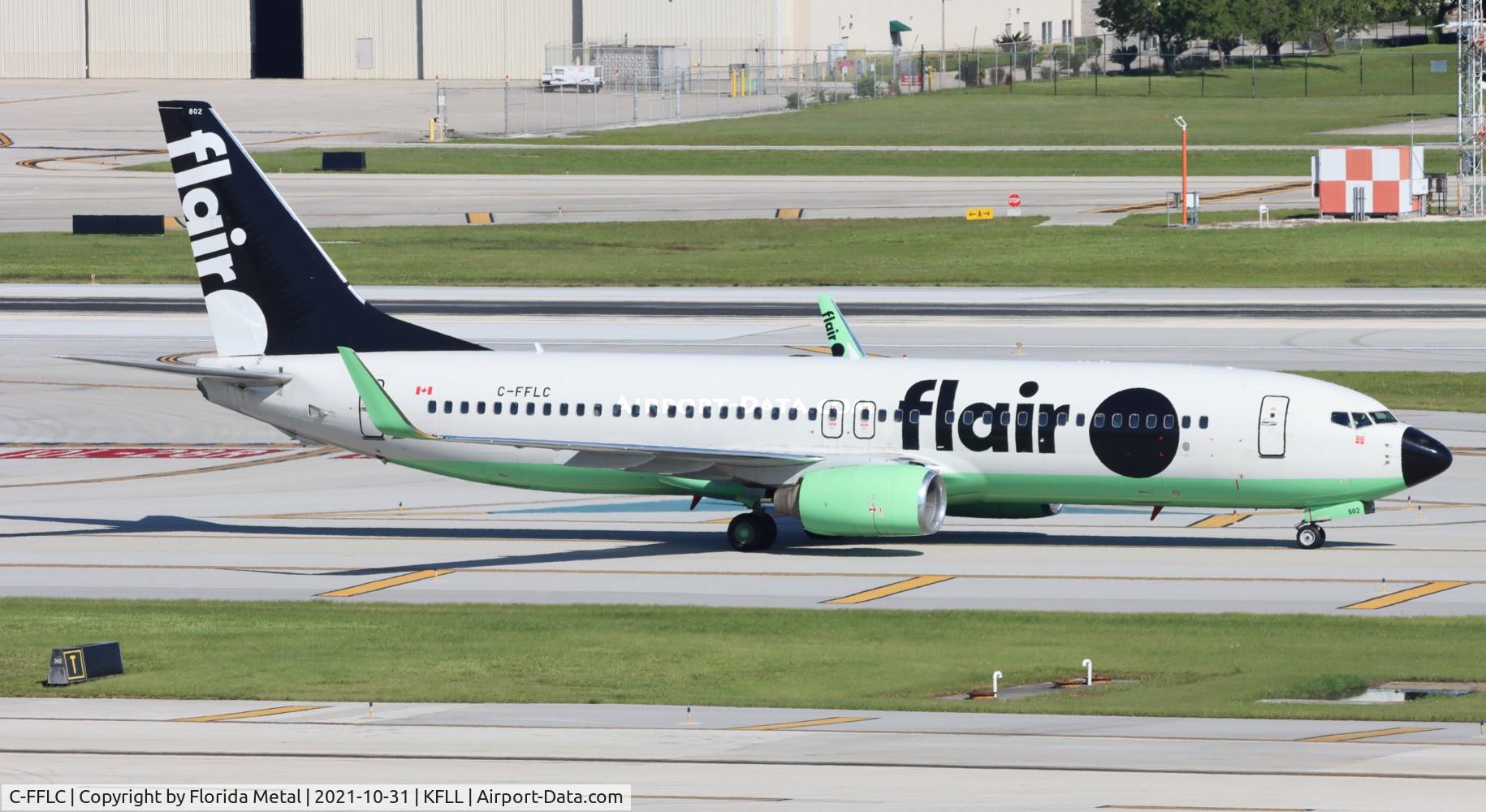 C-FFLC, 2010 Boeing 737-86J C/N 37758, FLL 2021