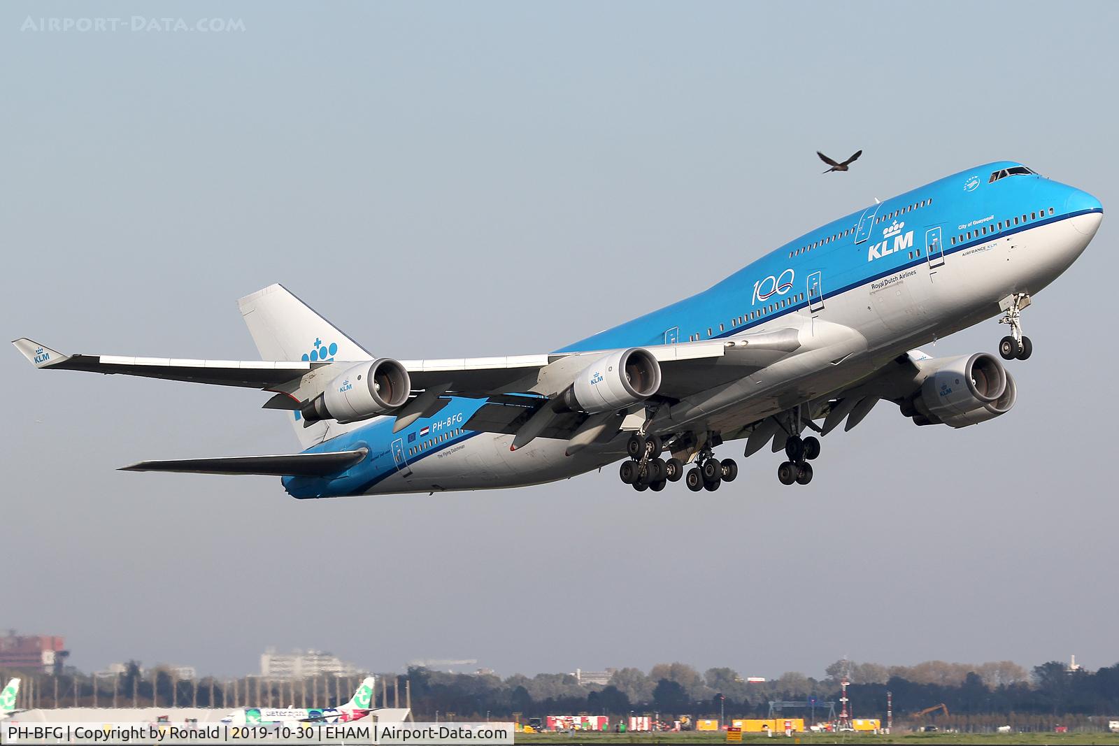 PH-BFG, 1990 Boeing 747-406 C/N 24517, at spl