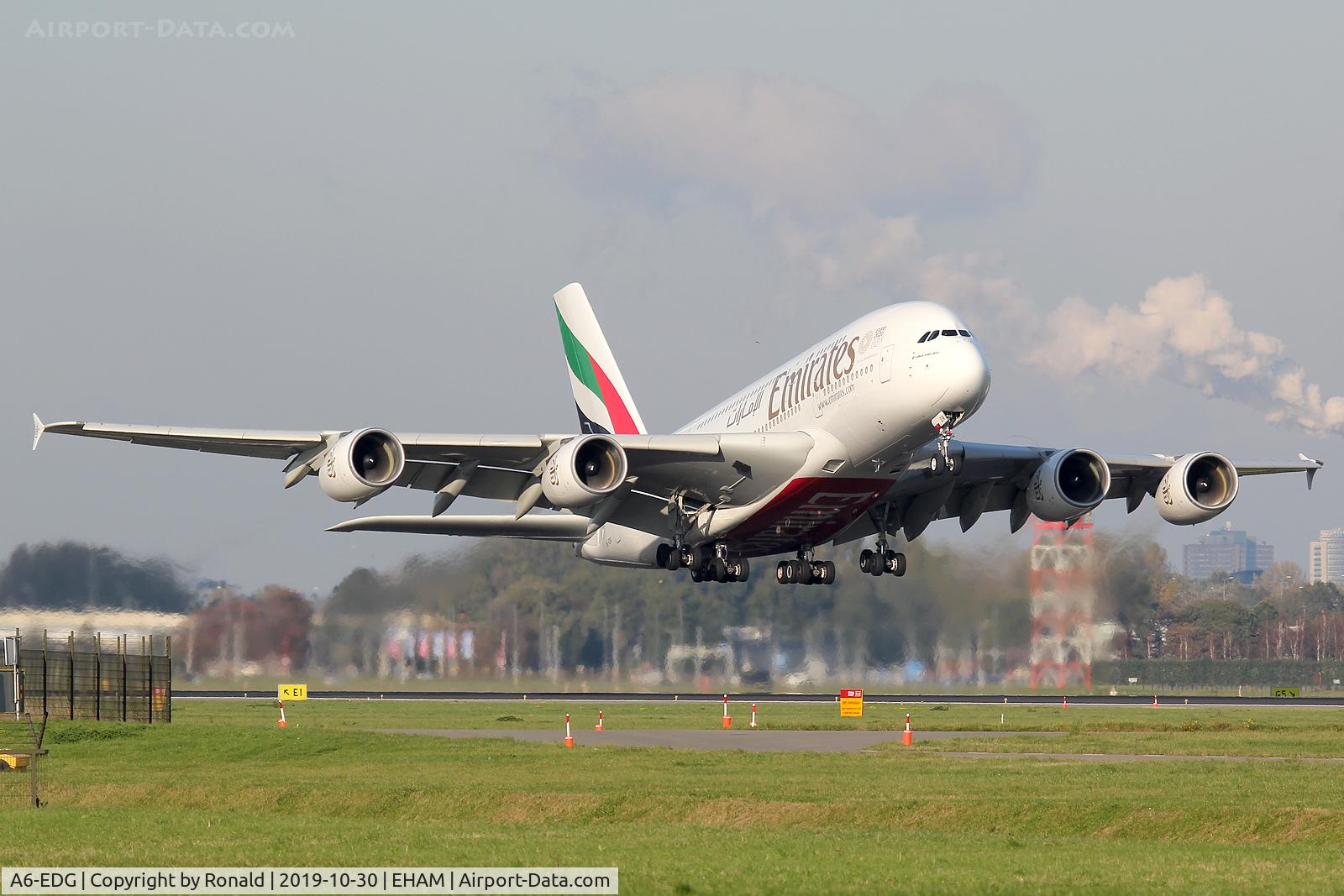 A6-EDG, 2009 Airbus A380-861 C/N 023, at spl