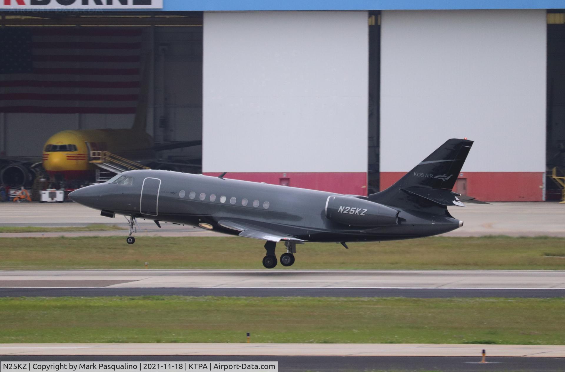 N25KZ, 2001 Dassault Falcon 2000 C/N 134, Falcon 2000