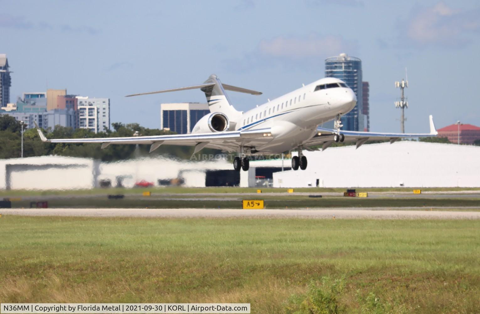 N36MM, 2007 Bombardier BD-700-1A10 Global Express XRS C/N 9244, ORL 2021