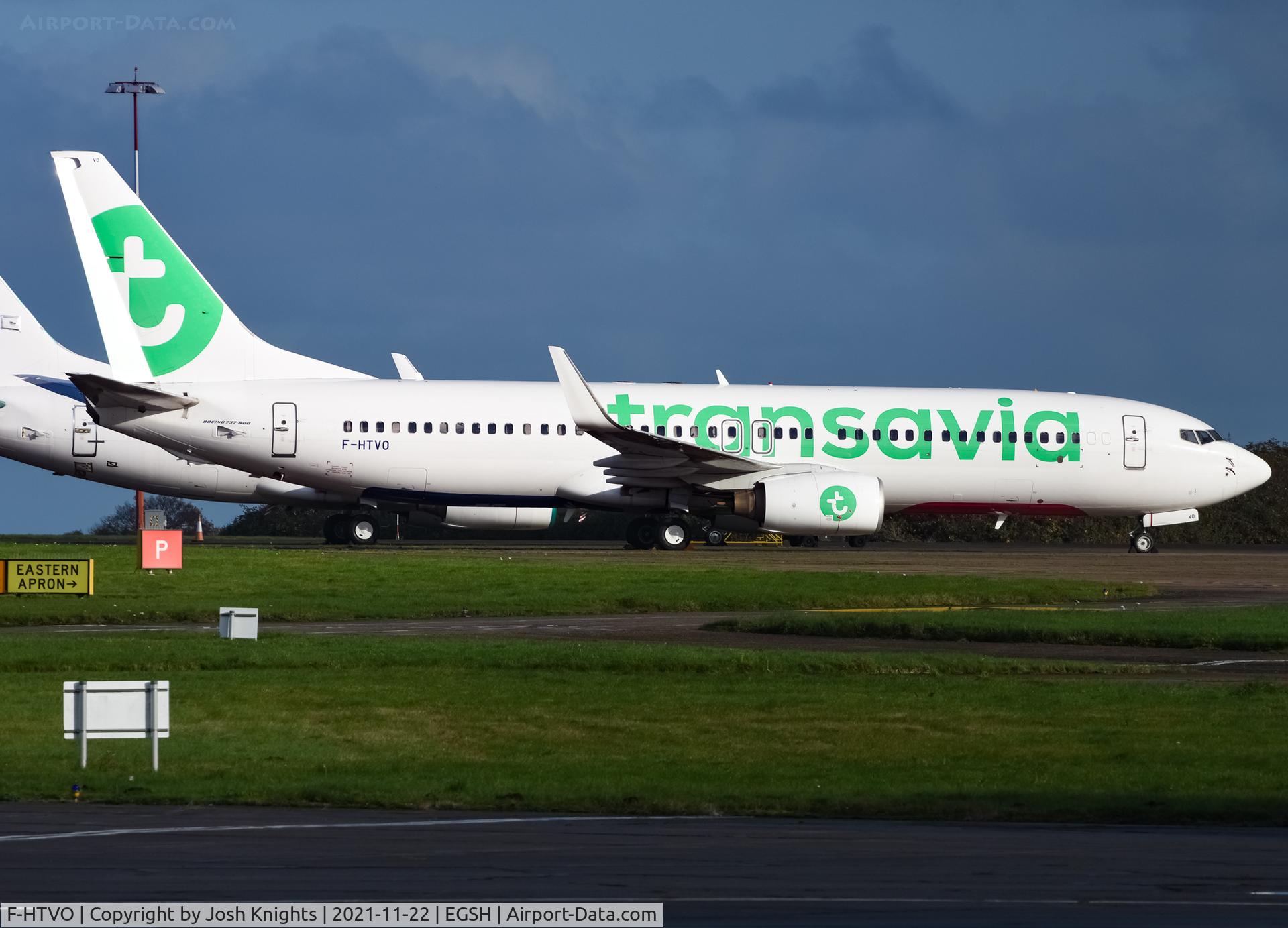 F-HTVO, 2006 Boeing 737-8GJ C/N 34898, On the Eastern (KLMUK Engineering) Apron.