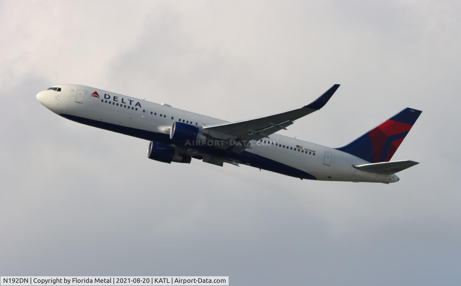 N192DN, 1997 Boeing 767-332 C/N 28449, ATL 2021