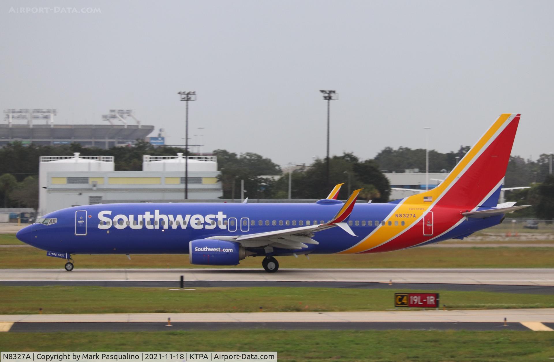 N8327A, 2012 Boeing 737-8H4 C/N 37009, Boeing 737-8H4