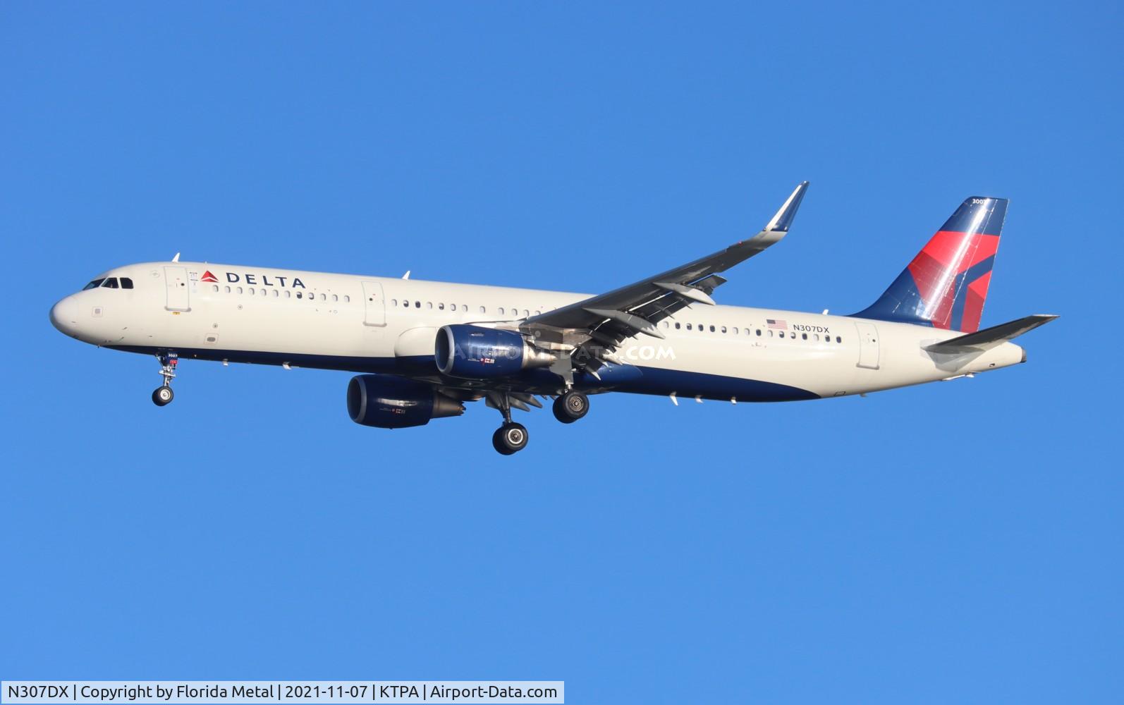 N307DX, 2016 Airbus A321-211 C/N 7214, TPA 2021