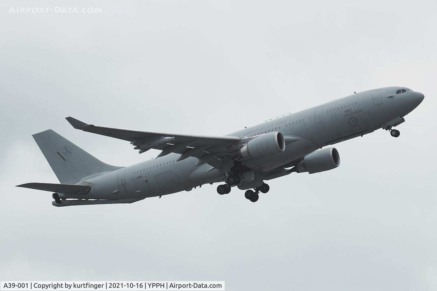 A39-001, 2006 Airbus A330-203/MRTT C/N 747, Airbus A330-20MRTT cn 747. RAAF KC-30 serial A39-001, rwy 21 YPPH 16 October 2021