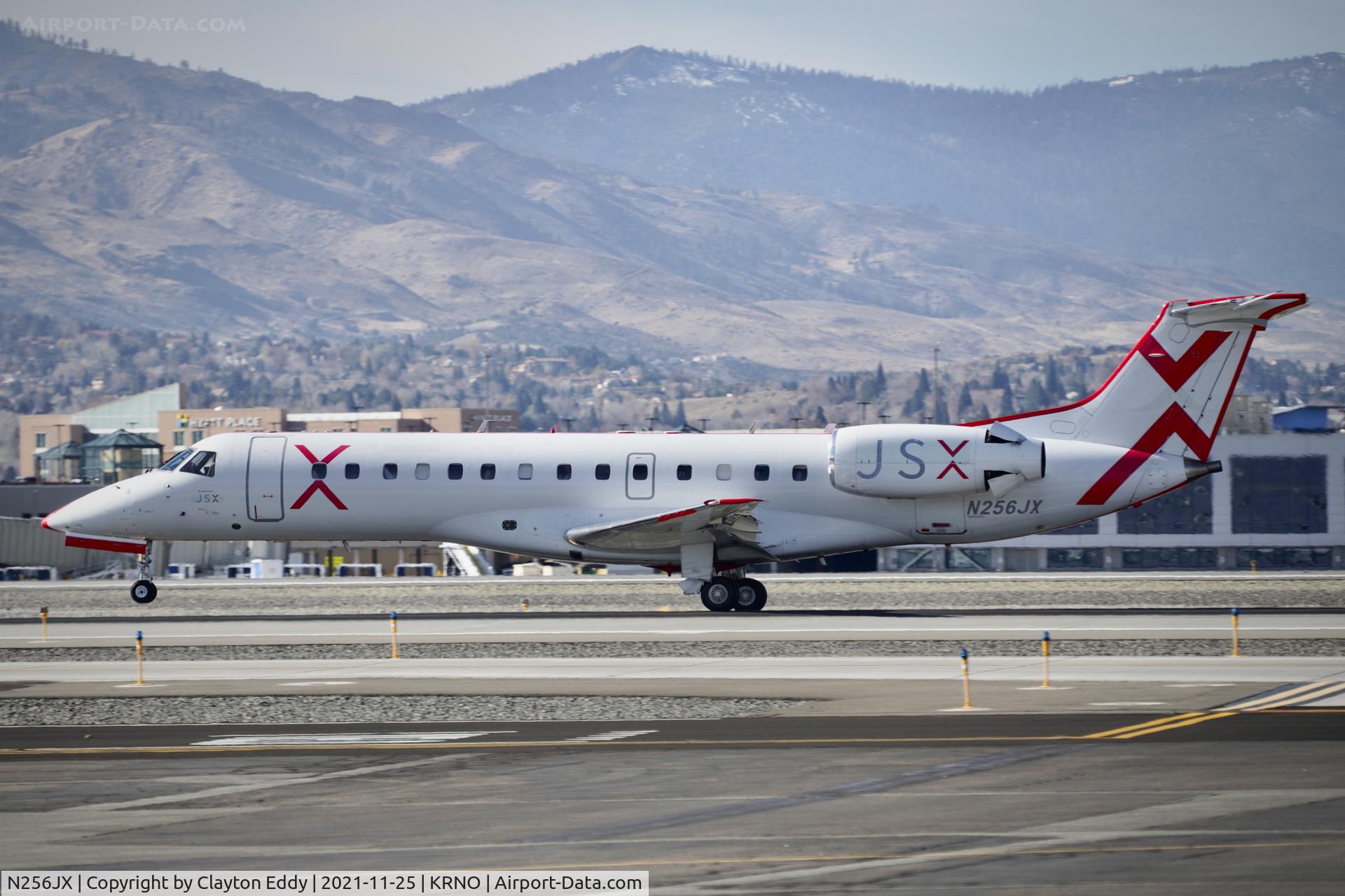 N256JX, 2000 Embraer ERJ-135LR (EMB-135LR) C/N 145211, Reno-Tahoe International airport 2021.