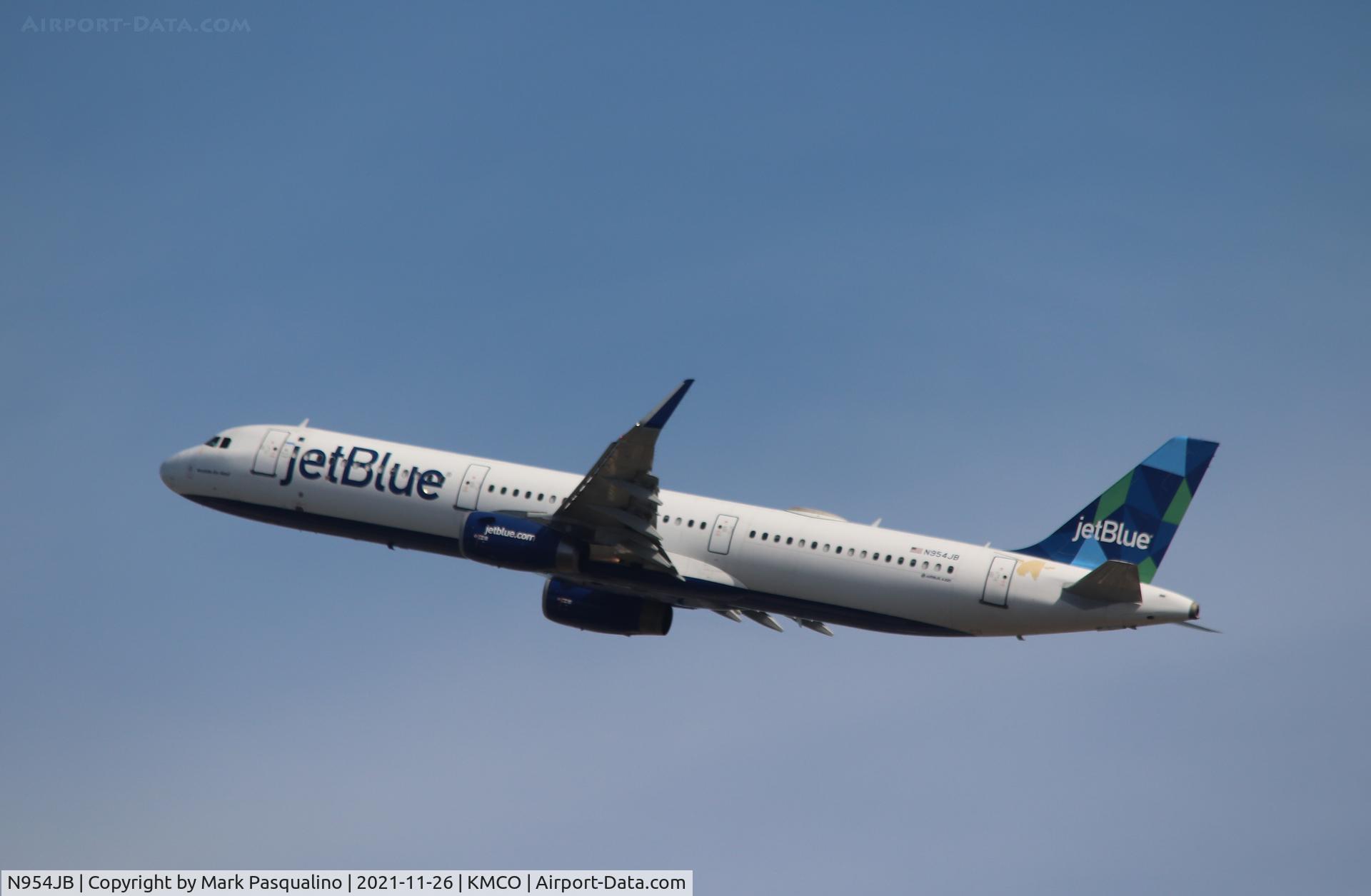 N954JB, 2015 Airbus A321-231 C/N 6725, Airbus A321-231