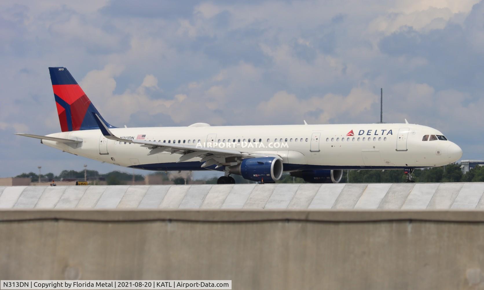 N313DN, 2016 Airbus A321-211 C/N 7381, ATL 2021