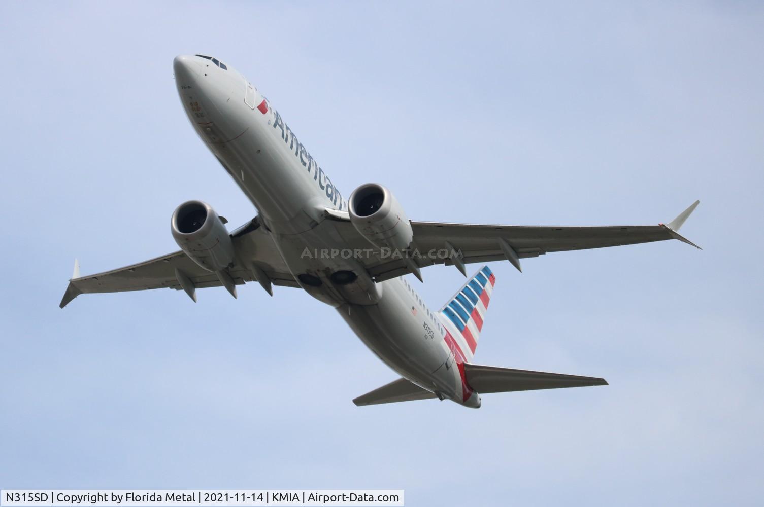 N315SD, 2020 Boeing 737 MAX 8 C/N 44470, MIA 2021
