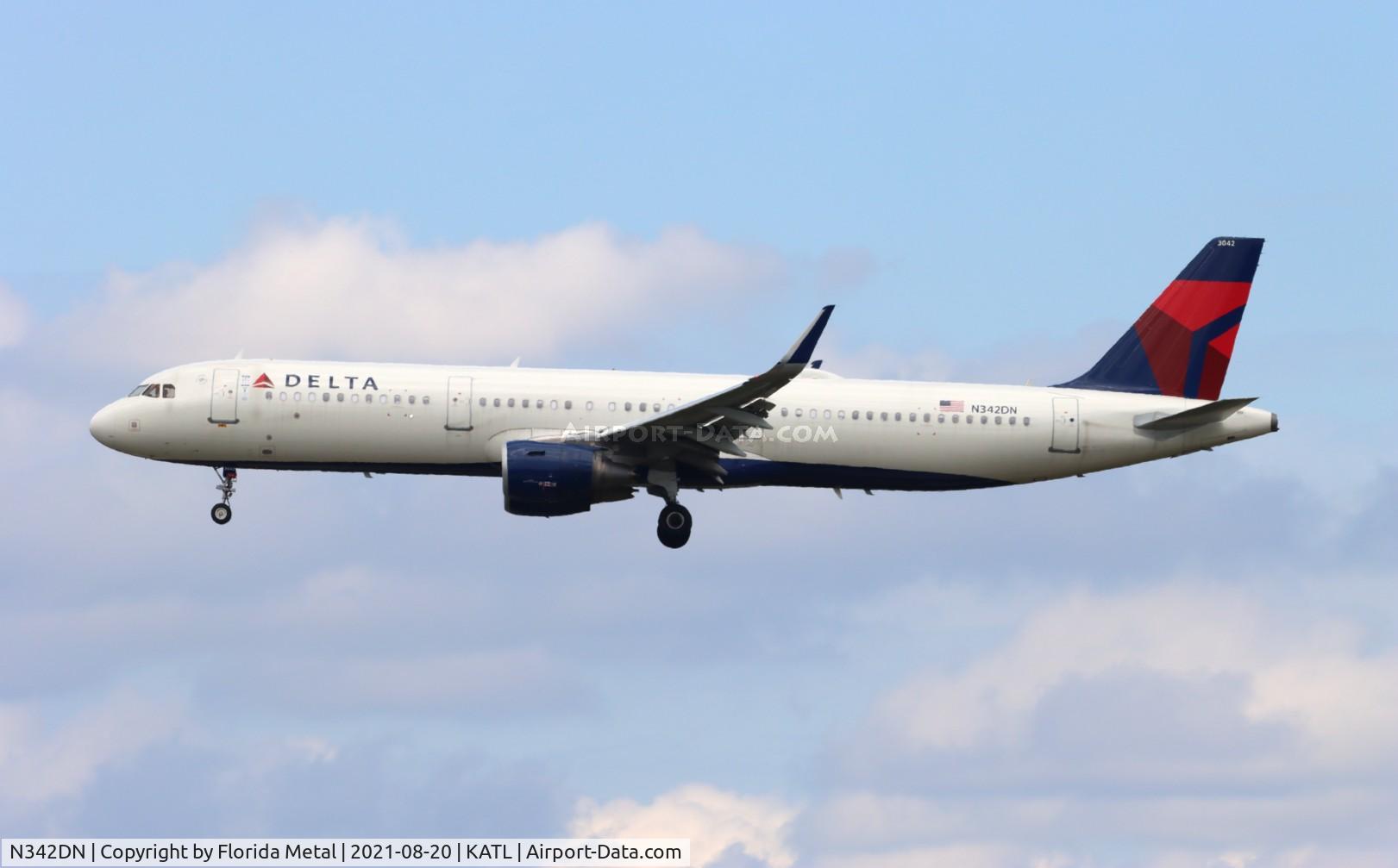 N342DN, 2018 Airbus A321-211 C/N 8159, ATL 2021