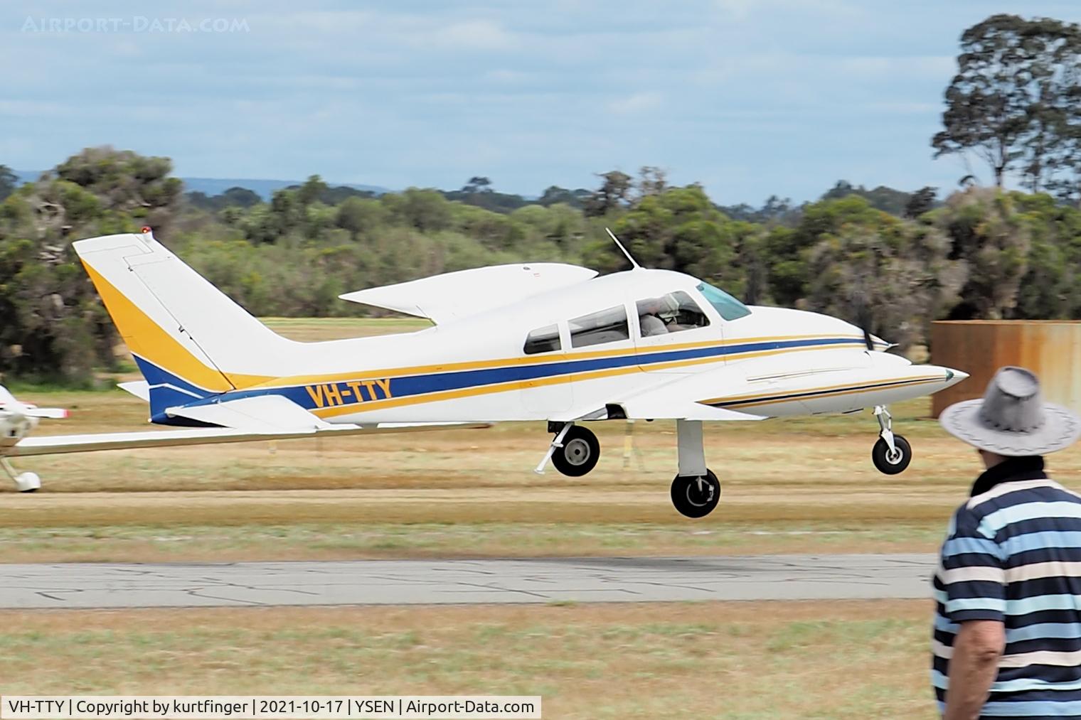 VH-TTY, 1963 Cessna 310H C/N 310H0124, Cessna 310H cn 310H0124. VH-TTY SABC Serpentine 17 October 2021