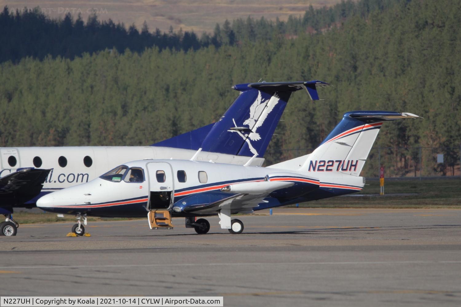 N227UH, 2008 Eclipse Aviation Corp EA500 C/N 000227, Resting at the GAT
