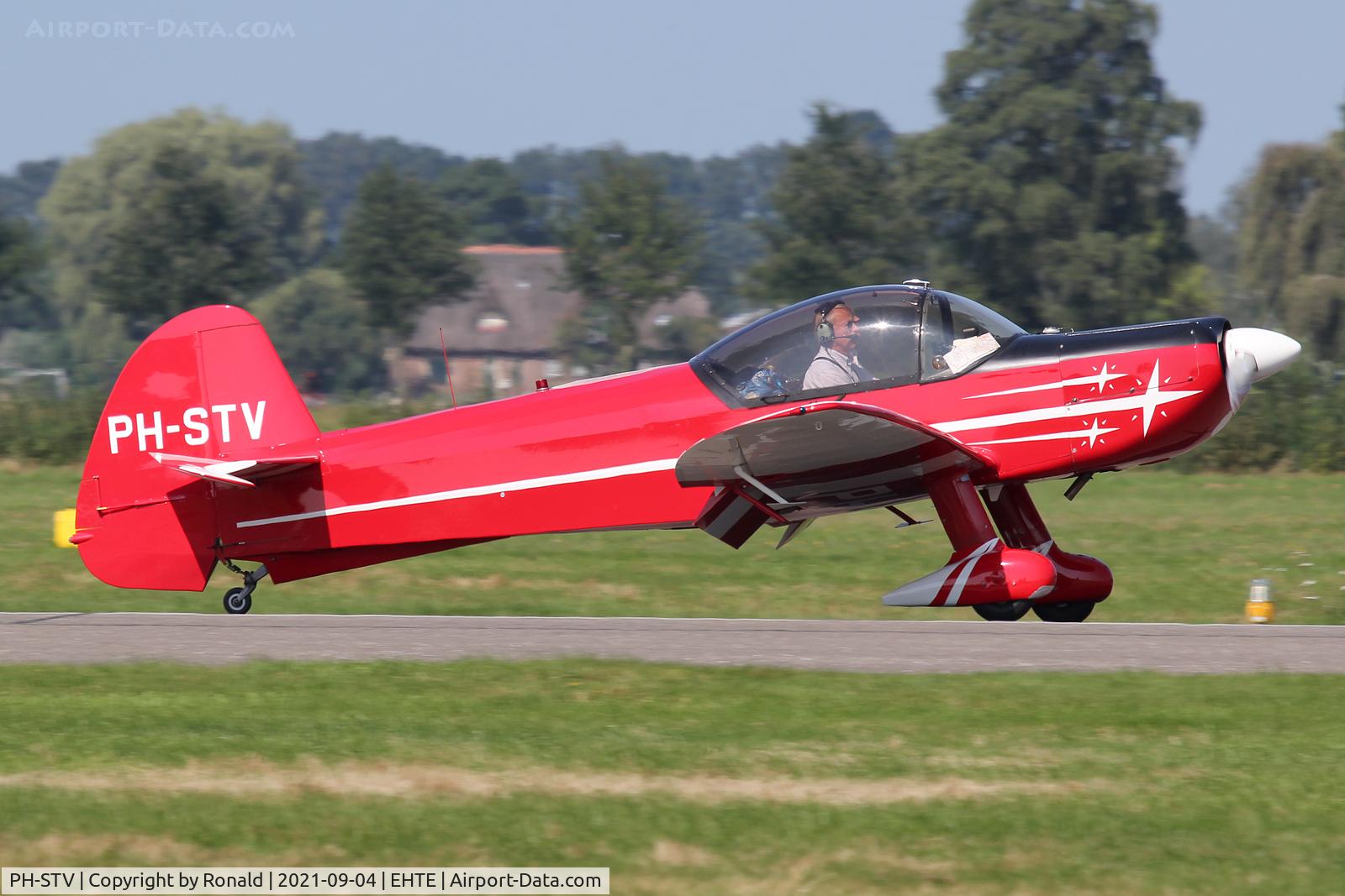 PH-STV, 1978 Mudry CAP-10B C/N 89, at teuge