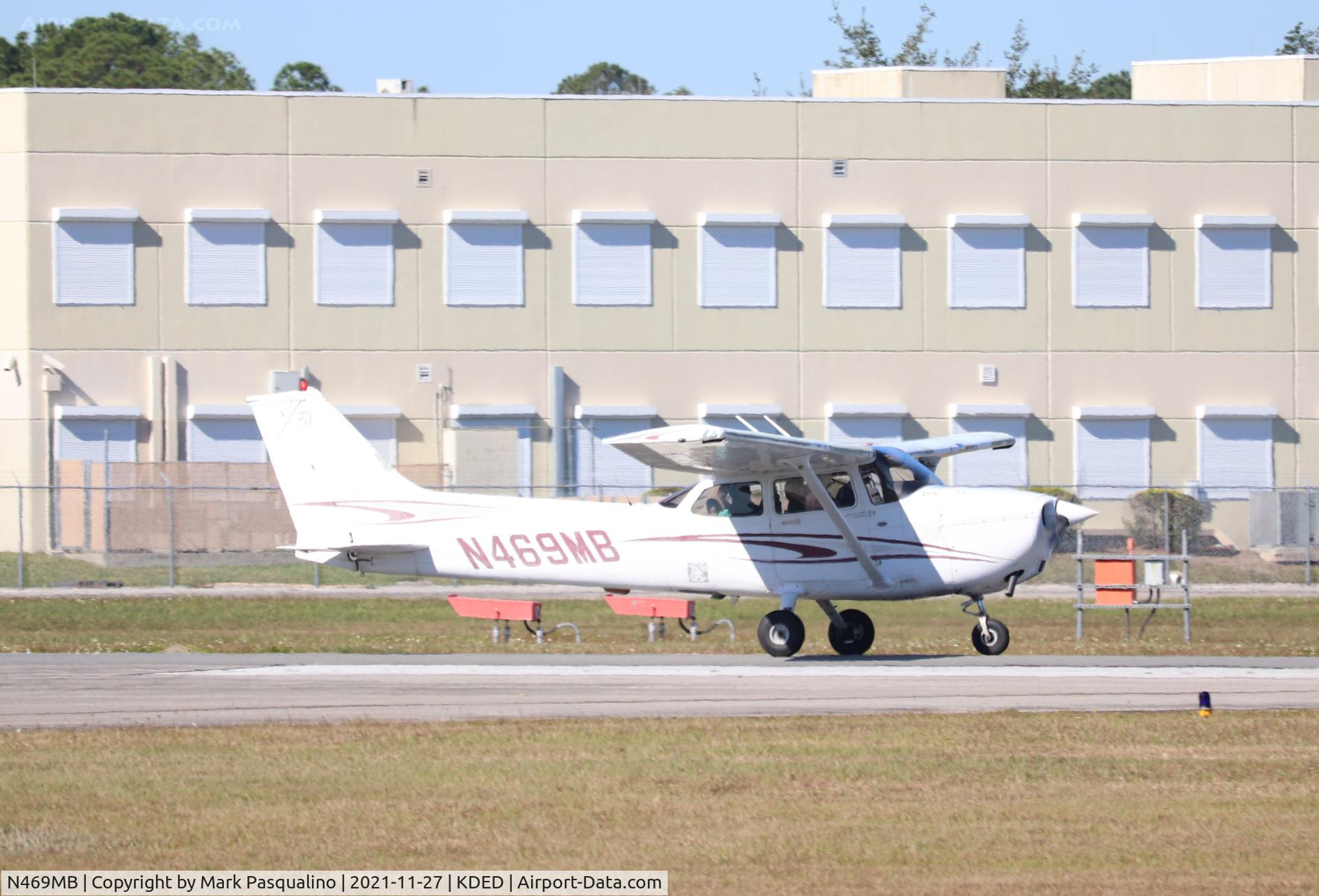 N469MB, 2005 Cessna 172S Skyhawk C/N 172S9944, Cessna 172S