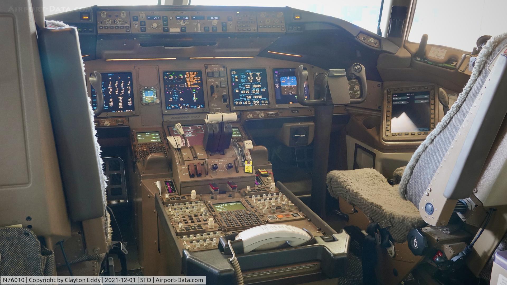 N76010, 1999 Boeing 777-224/ER C/N 29480, Flightdeck SFO 2021.