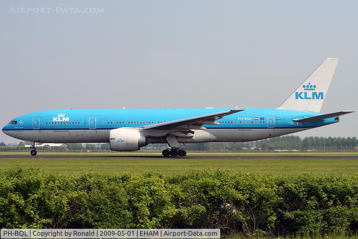 PH-BQL, 2006 Boeing 777-206/ER C/N 34711, at spl
