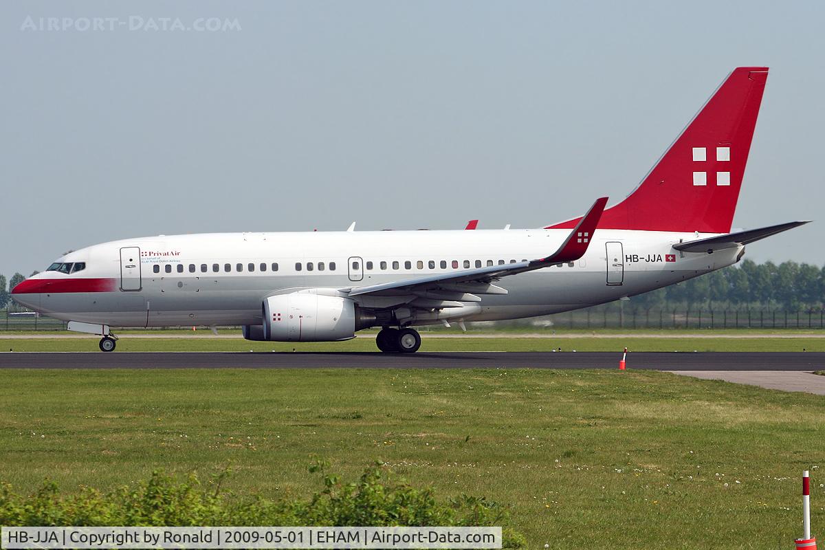 HB-JJA, 2005 Boeing 737-7AK BBJ C/N 34303, at spl
