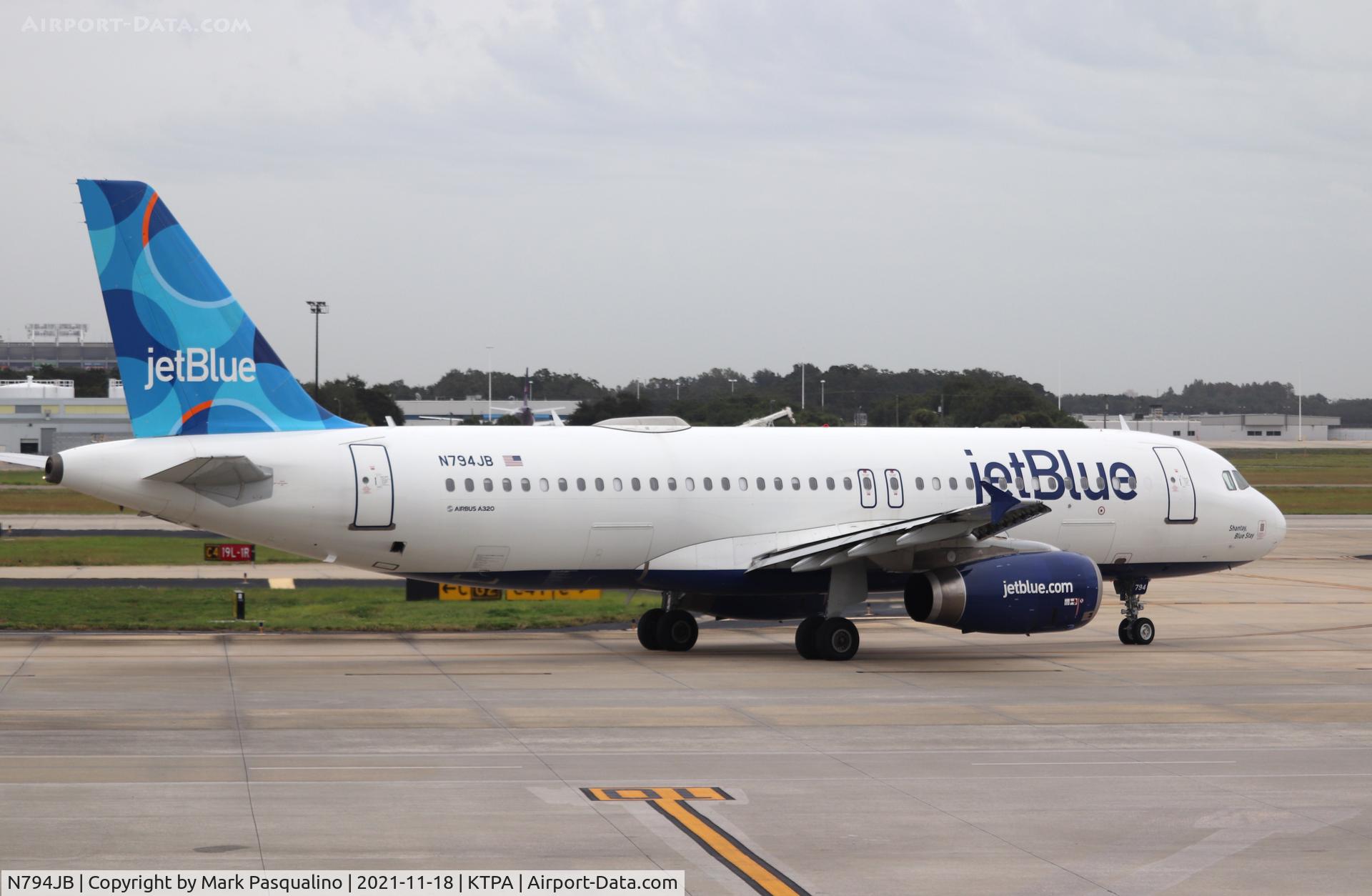 N794JB, 2011 Airbus A320-232 C/N 4904, Airbus A320-232