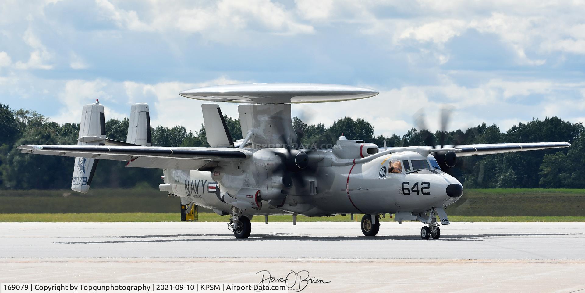 169079, Grumman E-2D C/N AA45, GRAWHAWK43 VAW-120