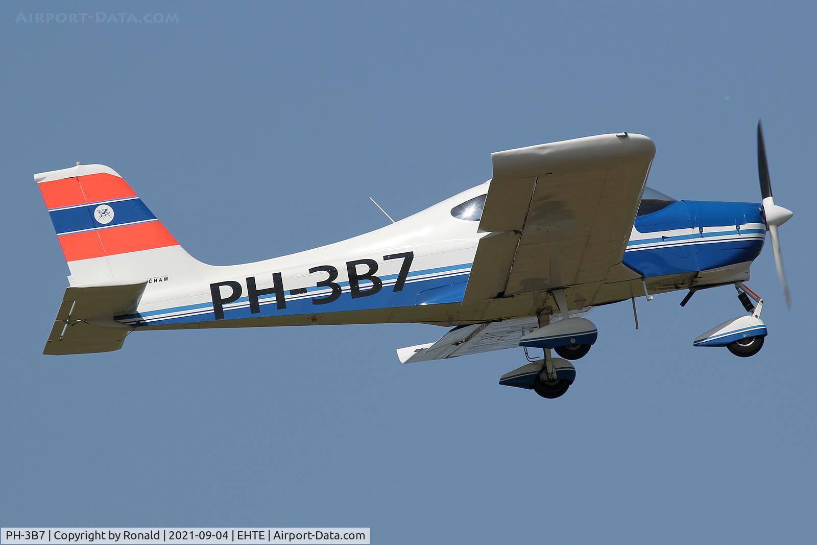 PH-3B7, Tecnam P-96 Golf 100 C/N 014, at teuge