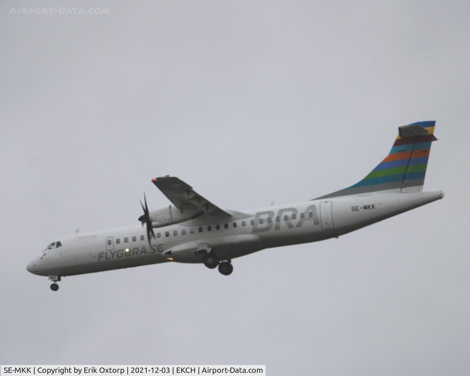 SE-MKK, 2017 ATR 72-600 C/N 1341, SE-MKK landing rw 22L