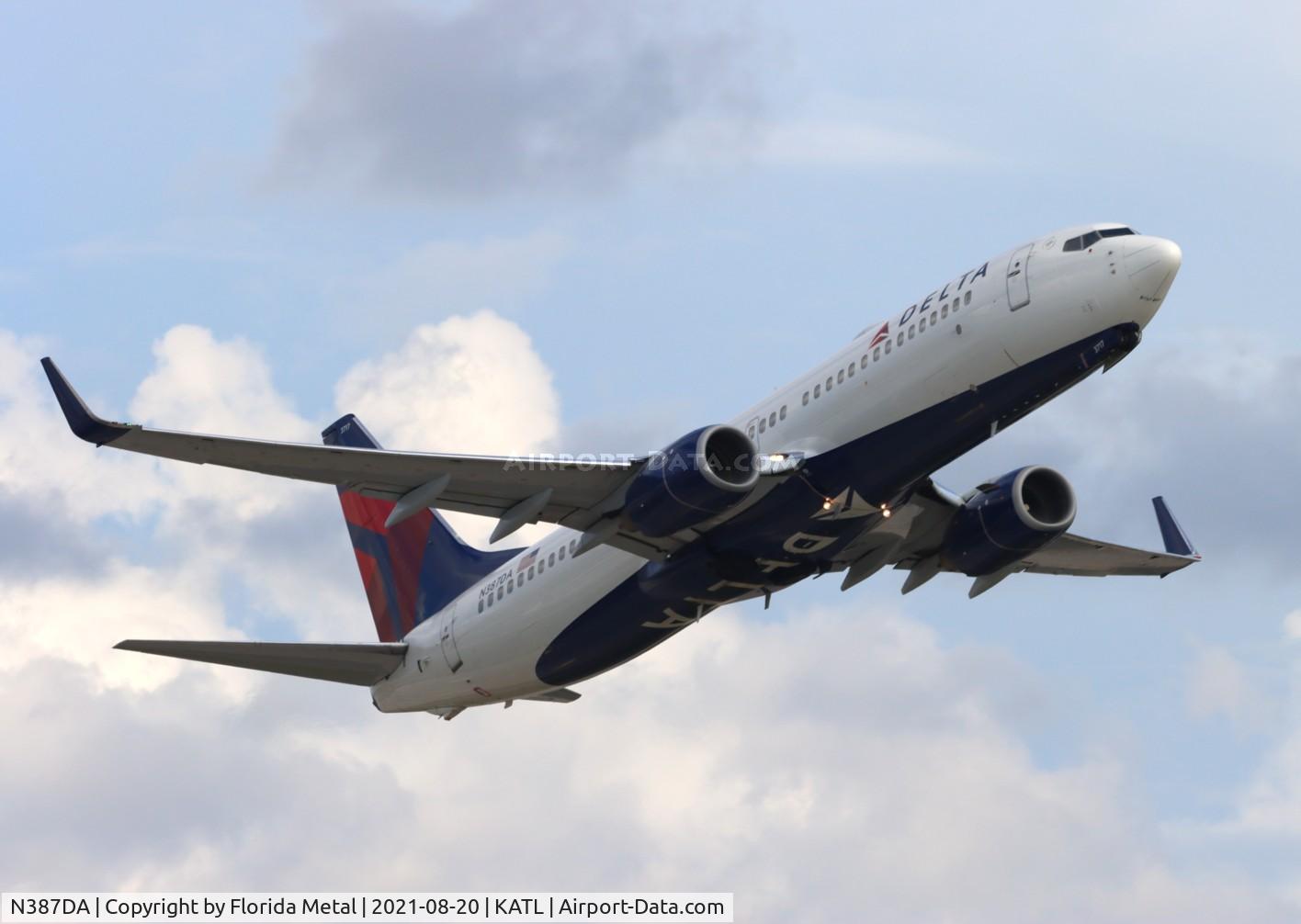 N387DA, 2000 Boeing 737-832 C/N 30374, ATL 2021