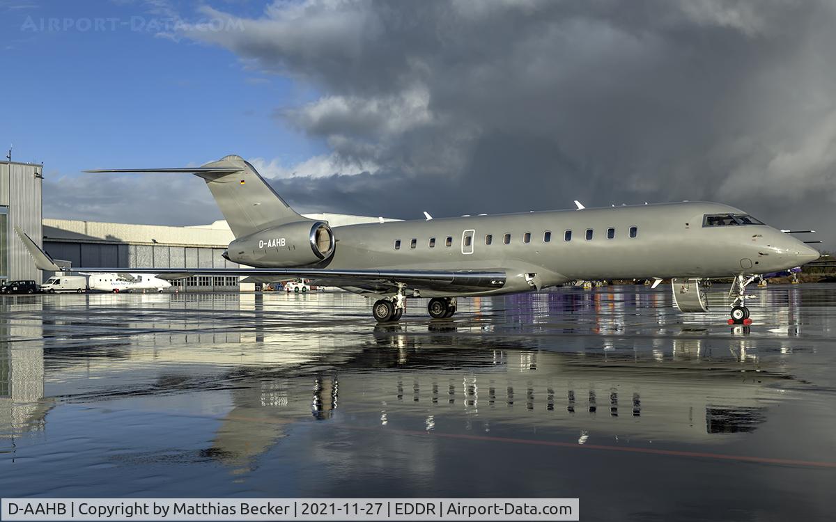 D-AAHB, 1998 Bombardier BD-700-1A10 Global Express C/N 9011, D-AAHB