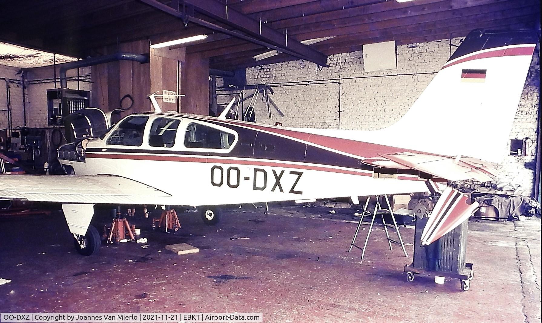 OO-DXZ, 1974 Beech F33A Bonanza Bonanza C/N CE-500, Slide scan