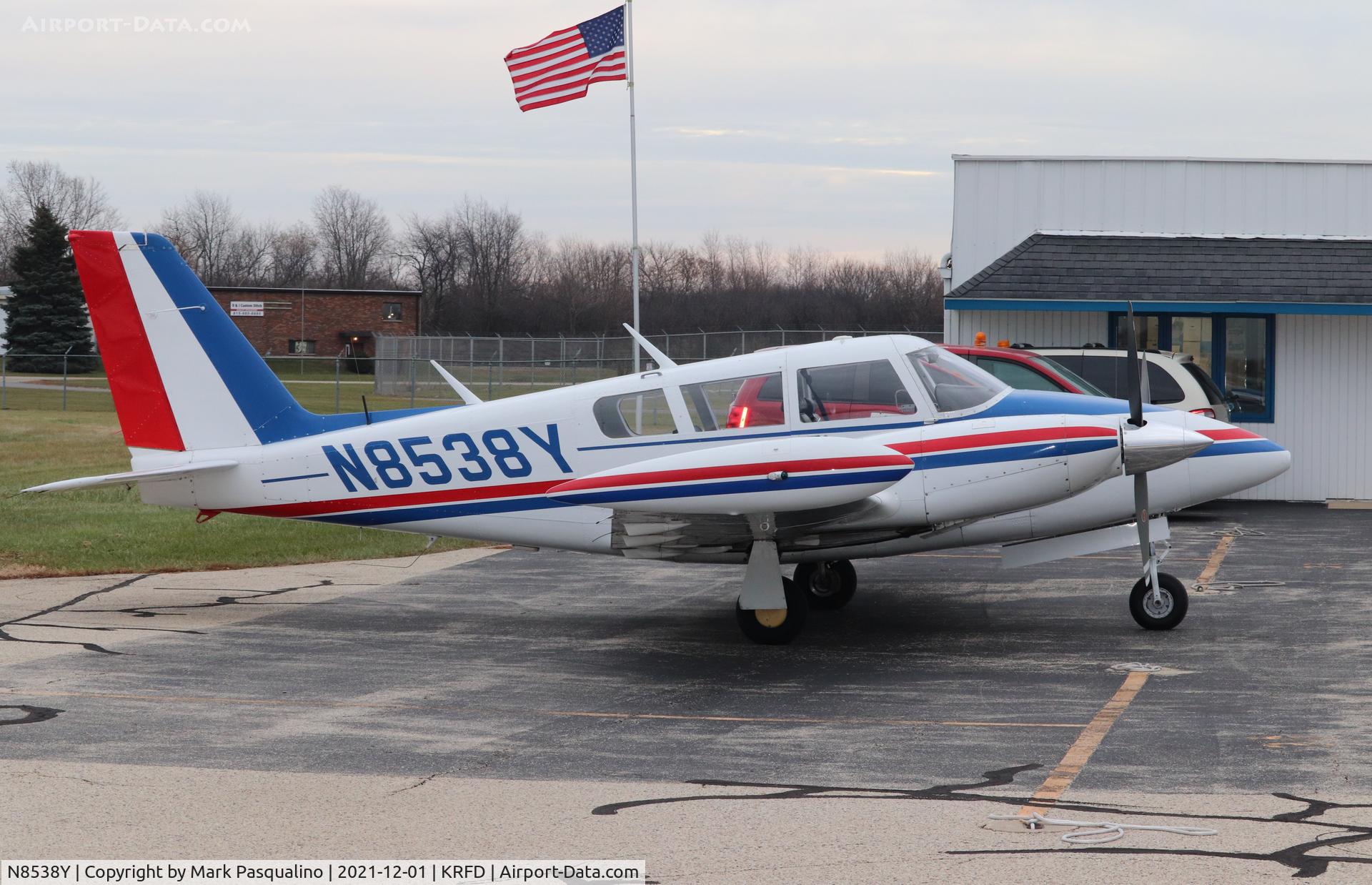 N8538Y, 1967 Piper PA-30 Twin Comanche C/N 30-1606, Piper PA-30