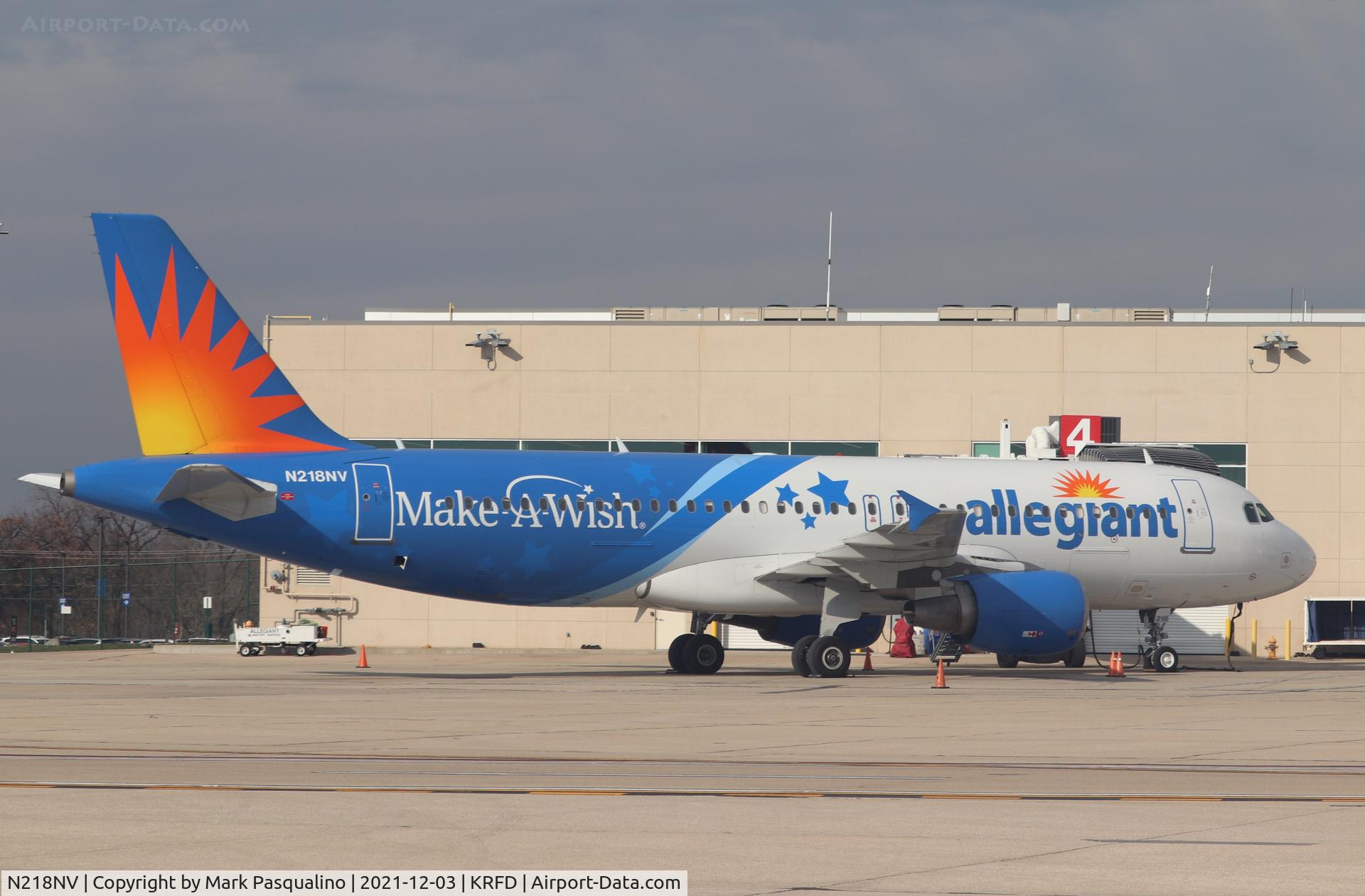 N218NV, 2000 Airbus A320-214 C/N 1229, Airbus A320-214