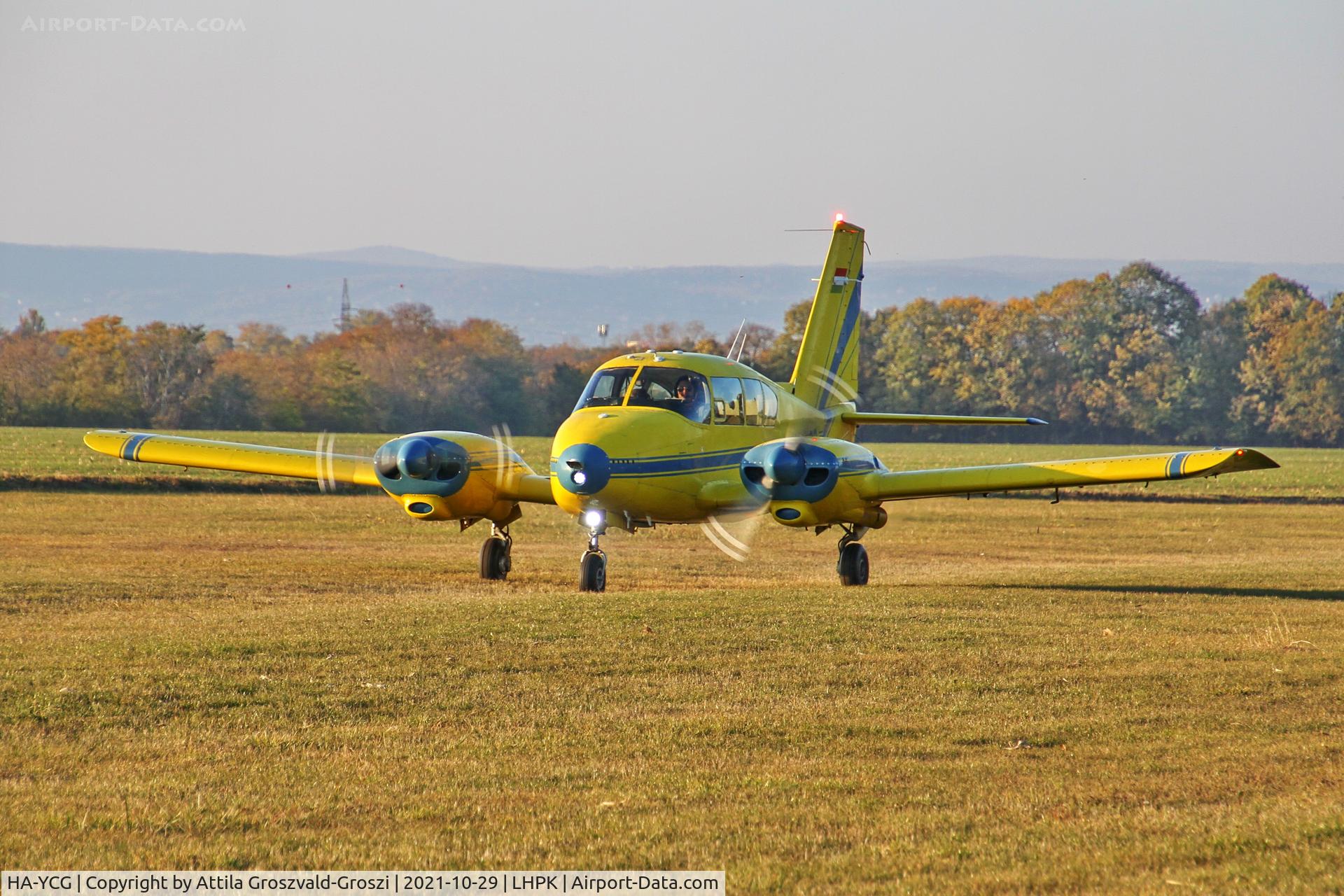 HA-YCG, 1960 Piper PA-23-250 Aztec C/N 27-334, LHPK - Papkutapuszta Airport, Hungary